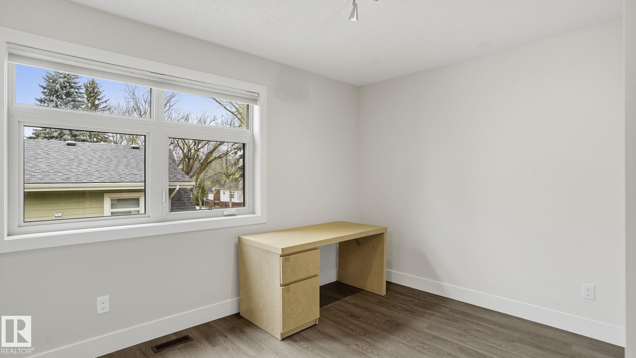 Photo 23 at 11002 University Avenue NW, Garneau, Edmonton
