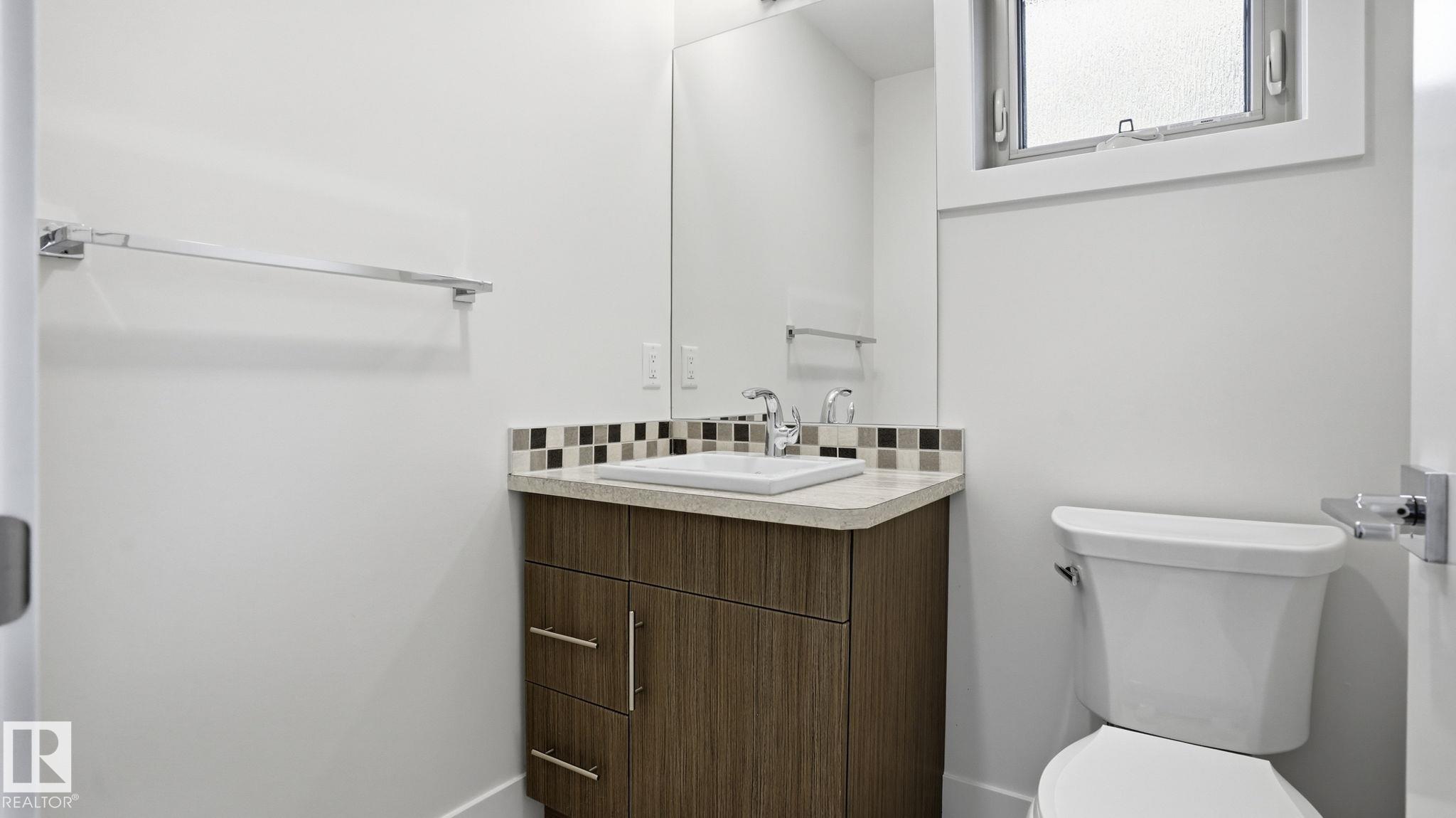 https://zimg.paragon.ice.com/ParagonImages/Property/PM/RAE/225400978/25/0/0/9887618987a2d4fd11194556d4996358/1/f37b83269243142f8b3ac602b8cdbe1e/225400978-3b33c3cc-efeb-46e1-ba2c-a07dc9cb2250.JPG
