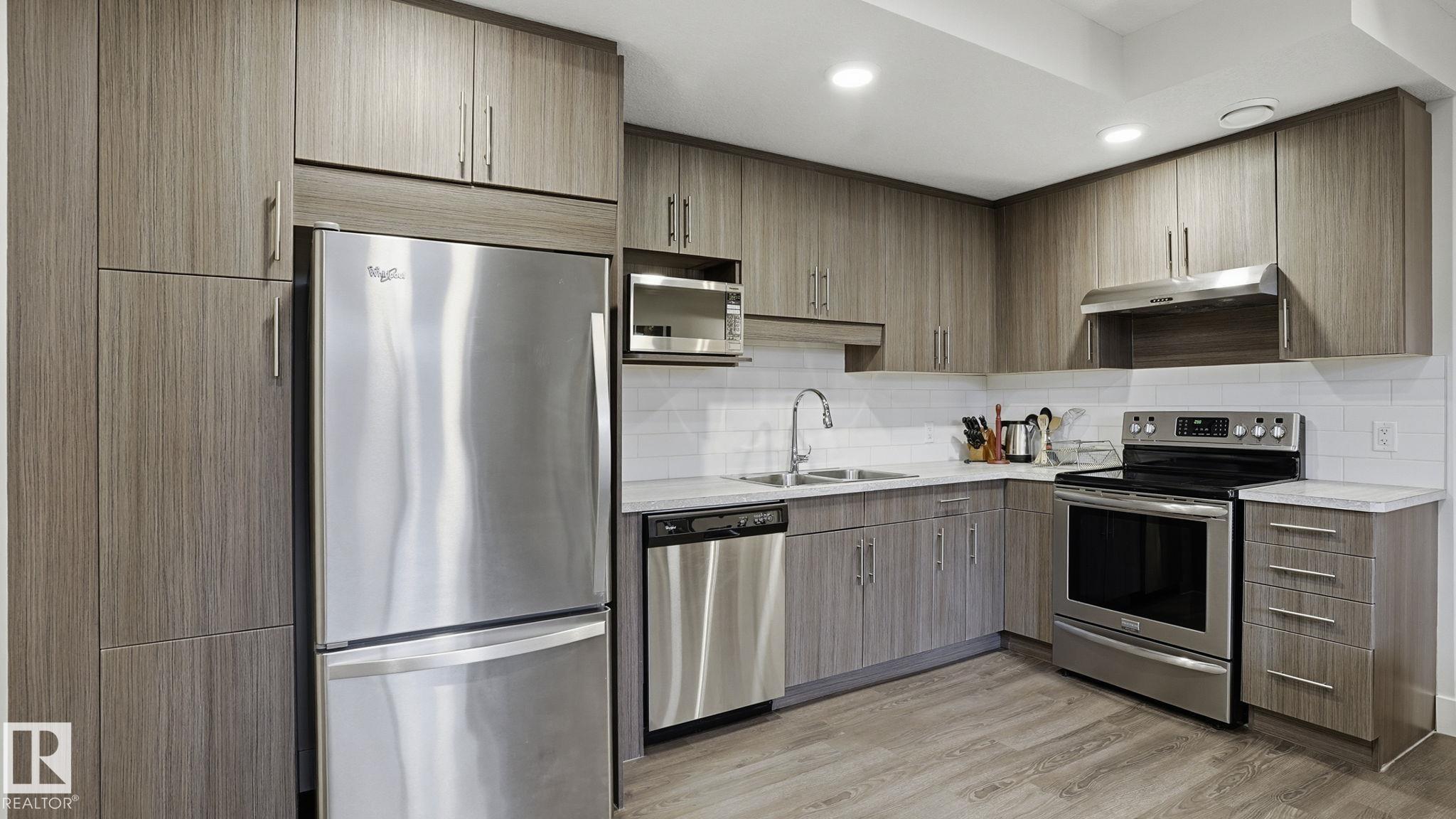 Photo 35 at 11002 University Avenue NW, Garneau, Edmonton