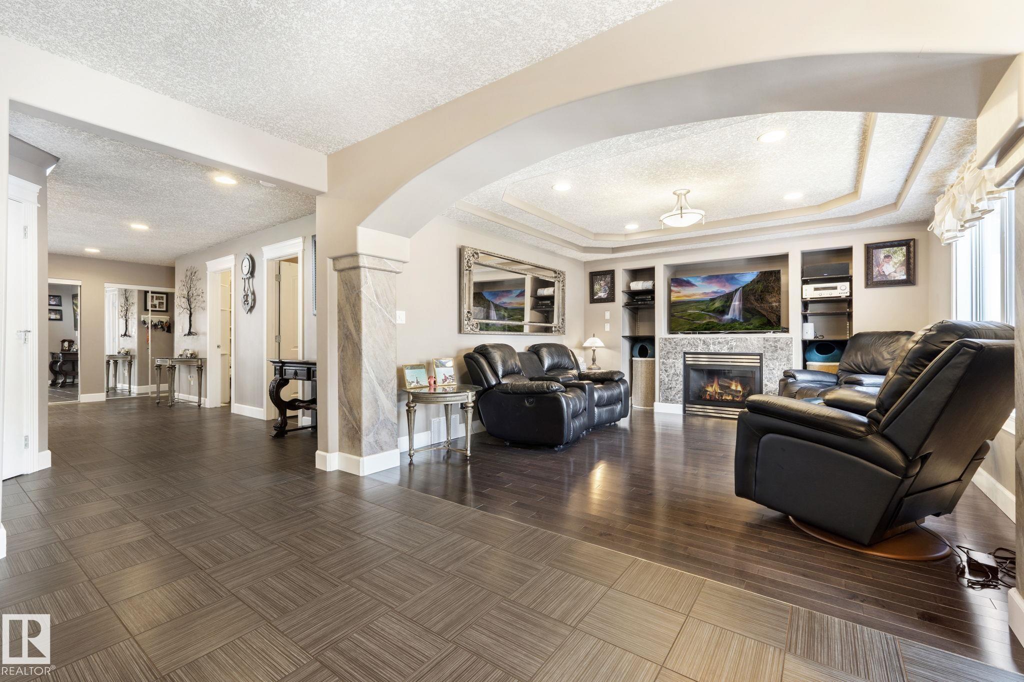 https://zimg.paragon.ice.com/ParagonImages/Property/PM/RAE/225400979/17/0/0/74ab630503ab1193b66f062995e11ed6/1/818669a61a9ee1309f15817c87ac0f95/225400979-64ff6bd2-d91f-441c-b11e-443620b293f2.JPG