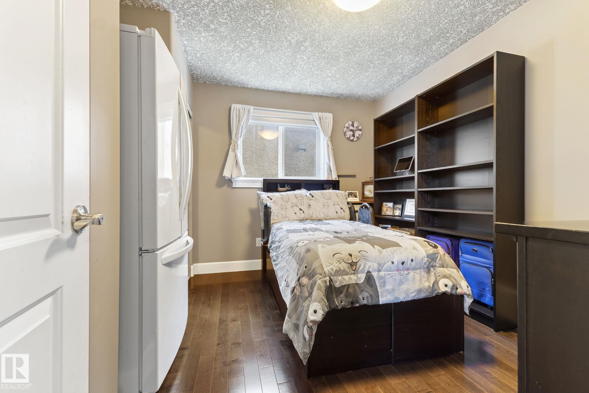 https://zimg.paragon.ice.com/ParagonImages/Property/PM/RAE/225400979/20/0/0/b4910be34e8d21891209d0b125a86e46/1/818669a61a9ee1309f15817c87ac0f95/225400979-b129e4ce-b6c0-420a-9163-6962f9dfb33f.JPG