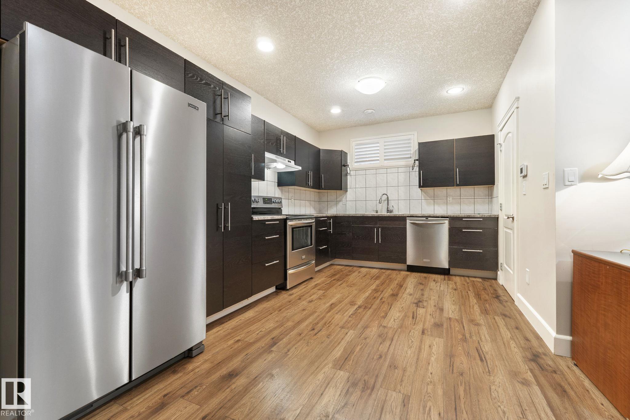 https://zimg.paragon.ice.com/ParagonImages/Property/PM/RAE/225400979/45/0/0/f7b269e65762b61576d018723d5024de/1/818669a61a9ee1309f15817c87ac0f95/225400979-c7ee9f20-f850-4dfa-8b1d-3e9731ae719c.JPG