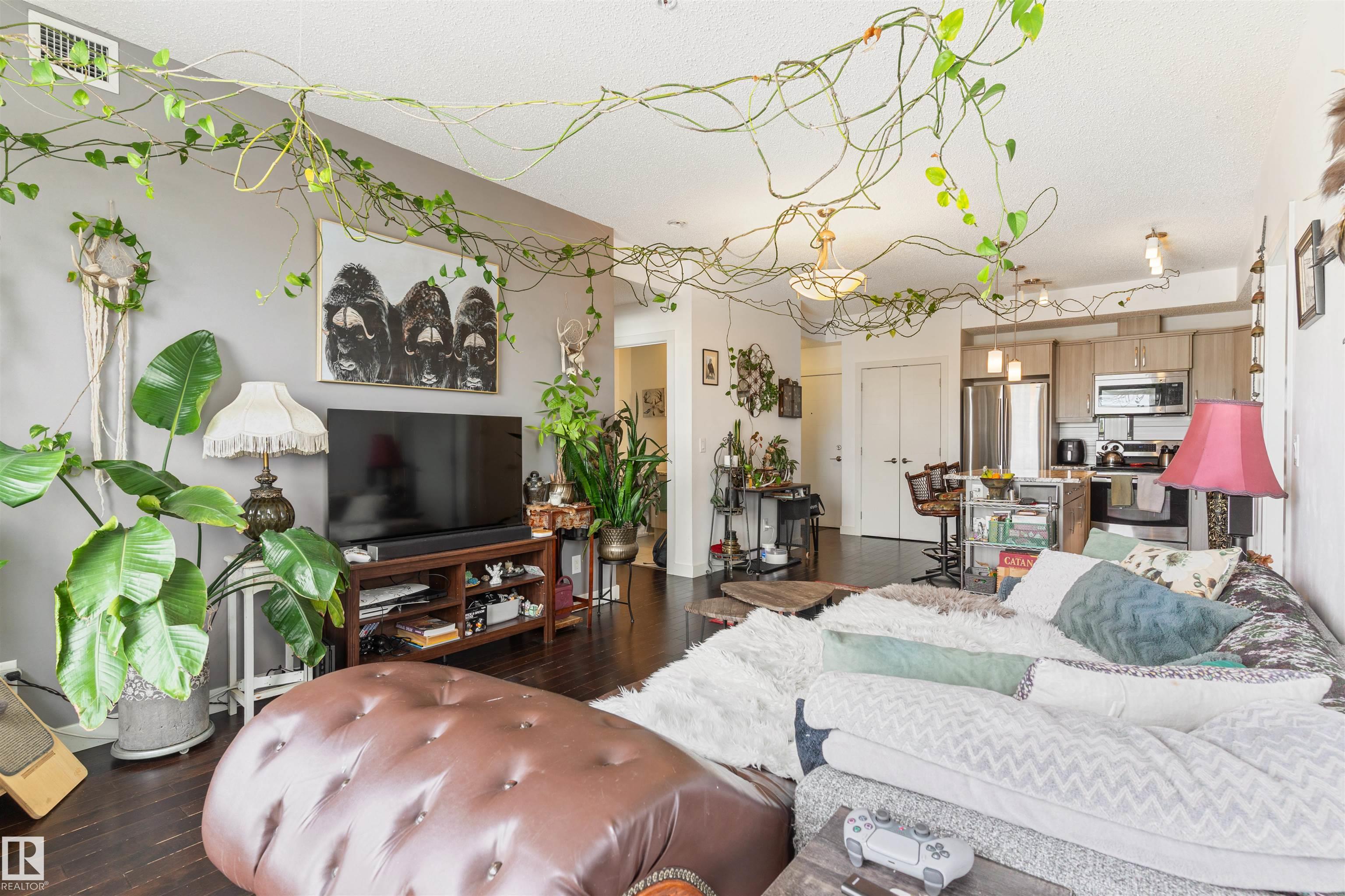 https://zimg.paragon.ice.com/ParagonImages/Property/PM/RAE/225400981/12/0/0/d9f3d26b9c576ede77123a62c89f4d30/1/f3d6eaec906d10910f7813246eac403d/225400981-4c23474c-33fe-4186-b202-5a92a0707053.JPG