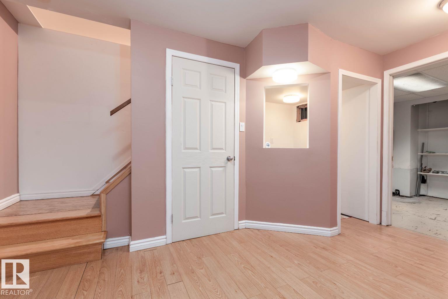 Photo 24 at 10812 52 Avenue NW, Pleasantview, Edmonton
