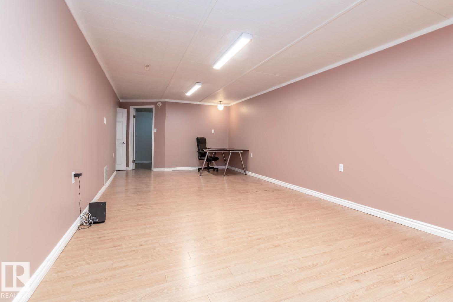 Photo 25 at 10812 52 Avenue NW, Pleasantview, Edmonton