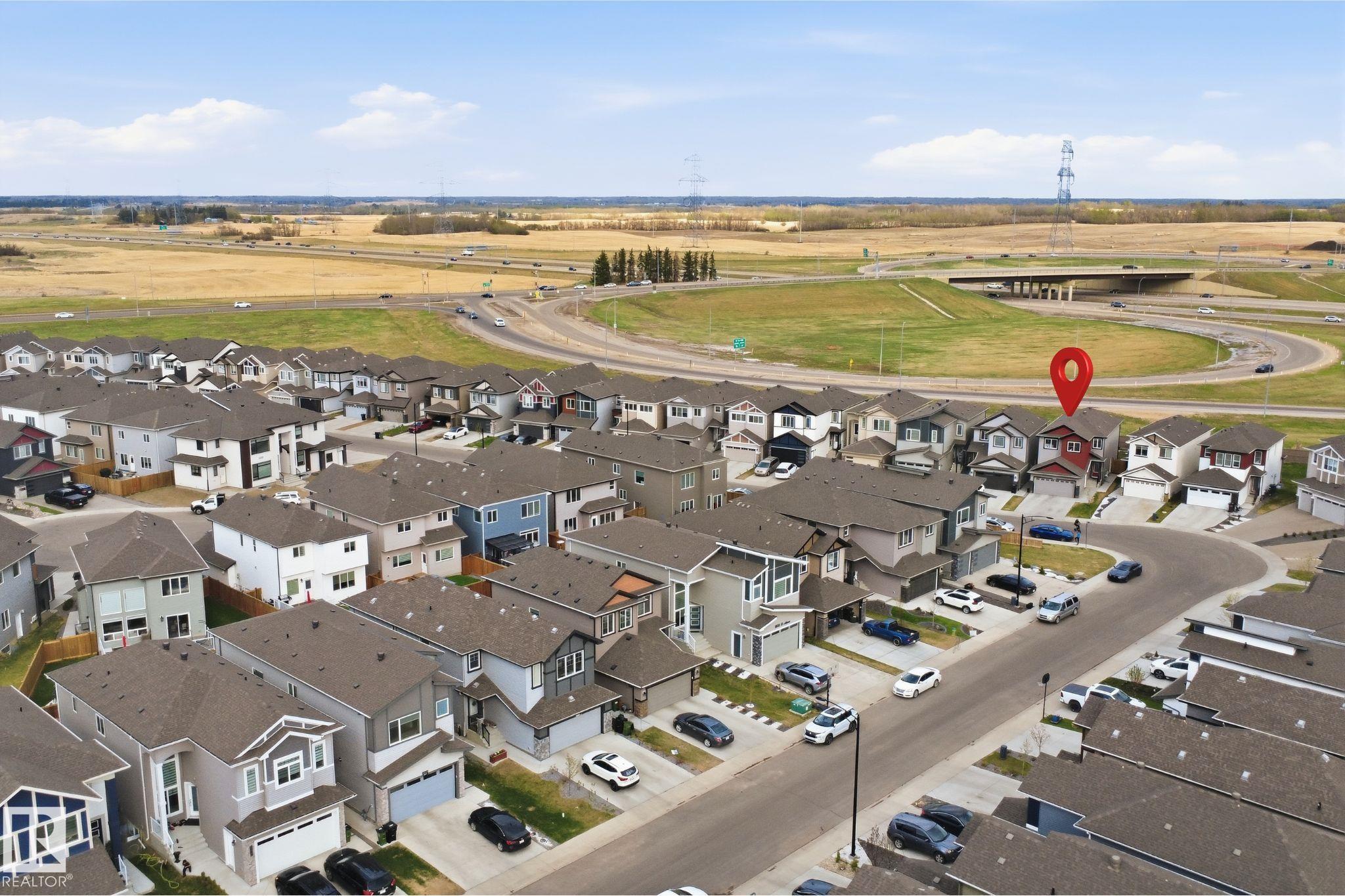 https://zimg.paragon.ice.com/ParagonImages/Property/PM/RAE/225400984/51/0/0/69aa2b5d8b1337fa6664d34b2cf63a44/1/06d1abd31aece18091ff931d9ed82f64/225400984-493f5a99-579c-43ae-9d10-071db7b7da3f.JPG
