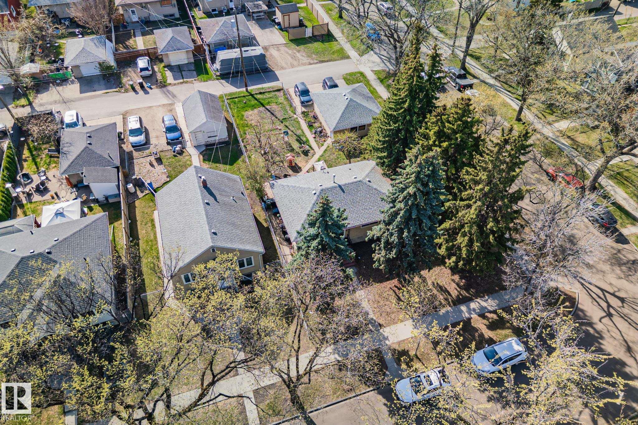 https://zimg.paragon.ice.com/ParagonImages/Property/PM/RAE/225400985/1/0/0/c9dfa6372f6390aee1105d27bcd1e369/1/3adf0fb1cbef2463946153eab3009866/225400985-429c514e-6c79-42da-bfdc-4b543640df8b.JPG