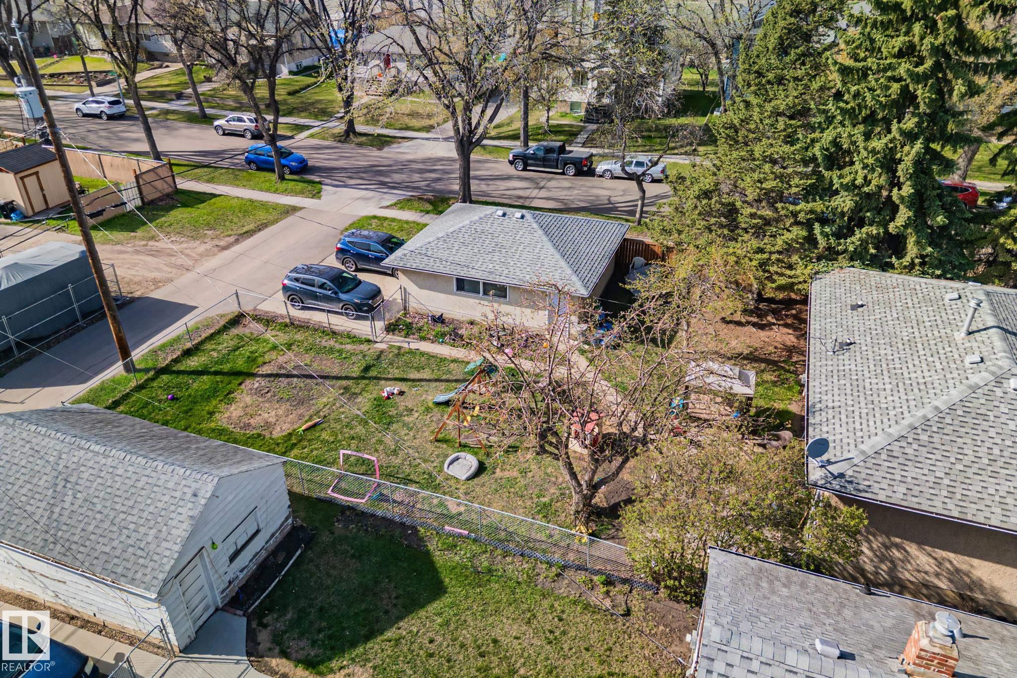 https://zimg.paragon.ice.com/ParagonImages/Property/PM/RAE/225400985/15/0/0/d4c02d1242345b58dbd9b21adc91dc0b/1/3adf0fb1cbef2463946153eab3009866/225400985-7cd73453-1a8b-4c28-849e-e8f696acef39.JPG