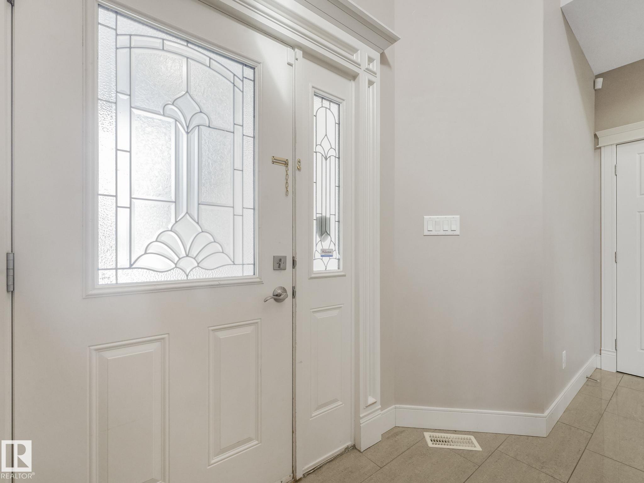 14003 161 Avenue NW, Carlton, Edmonton