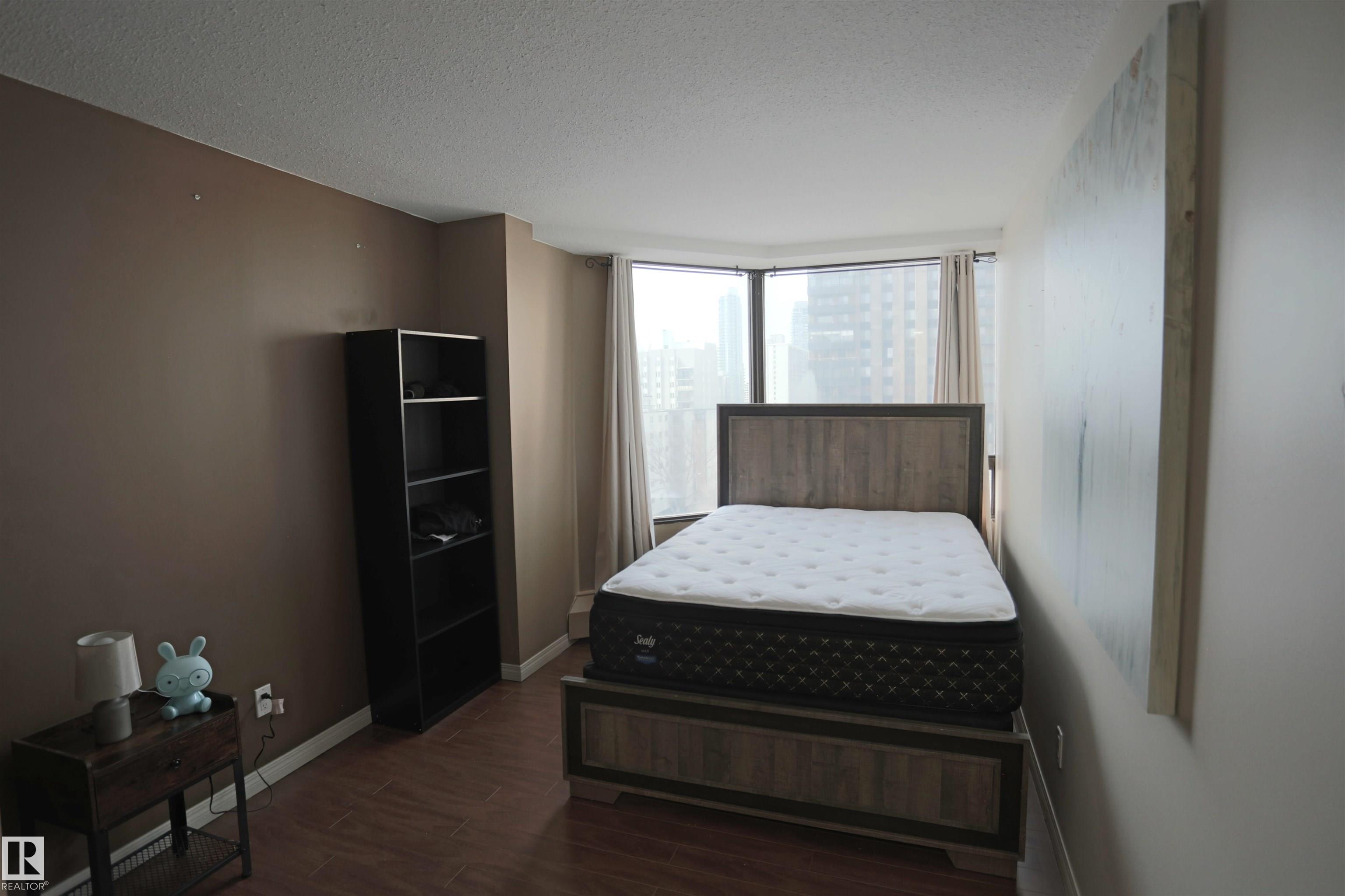 Photo 13 at 804 - 10160 114 Street NW, Wîhkwêntôwin, Edmonton