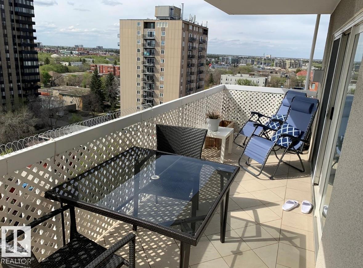 1105 - 10130 114 Street NW, Wîhkwêntôwin, Edmonton