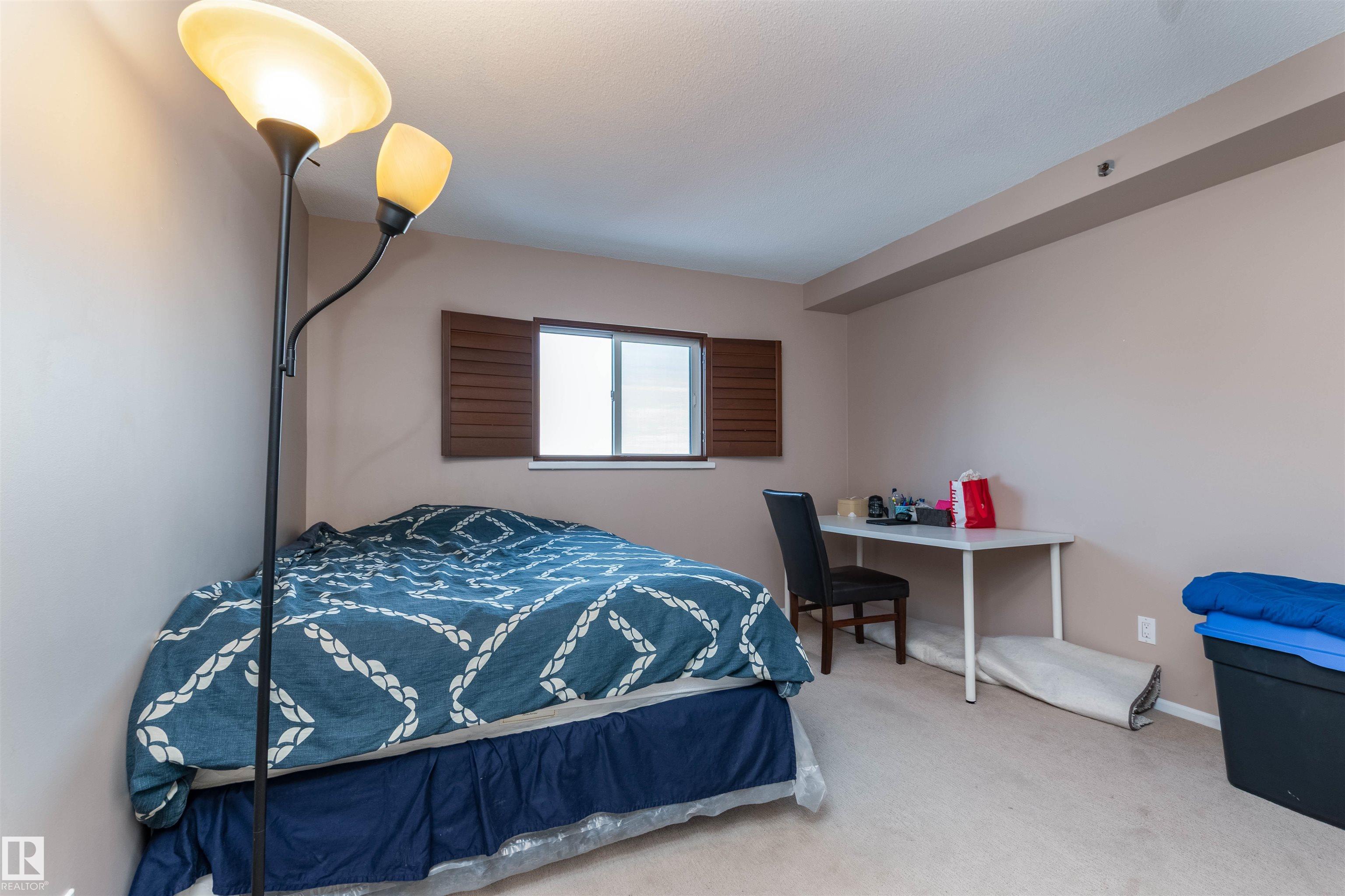 https://zimg.paragon.ice.com/ParagonImages/Property/PM/RAE/225400993/23/0/0/a62da605a41f00871e5567f48020b80c/1/09d42d883c1813e6176a694a125695d8/225400993-D514AB9F-13F6-4816-8C88-34BE735E4623.JPG