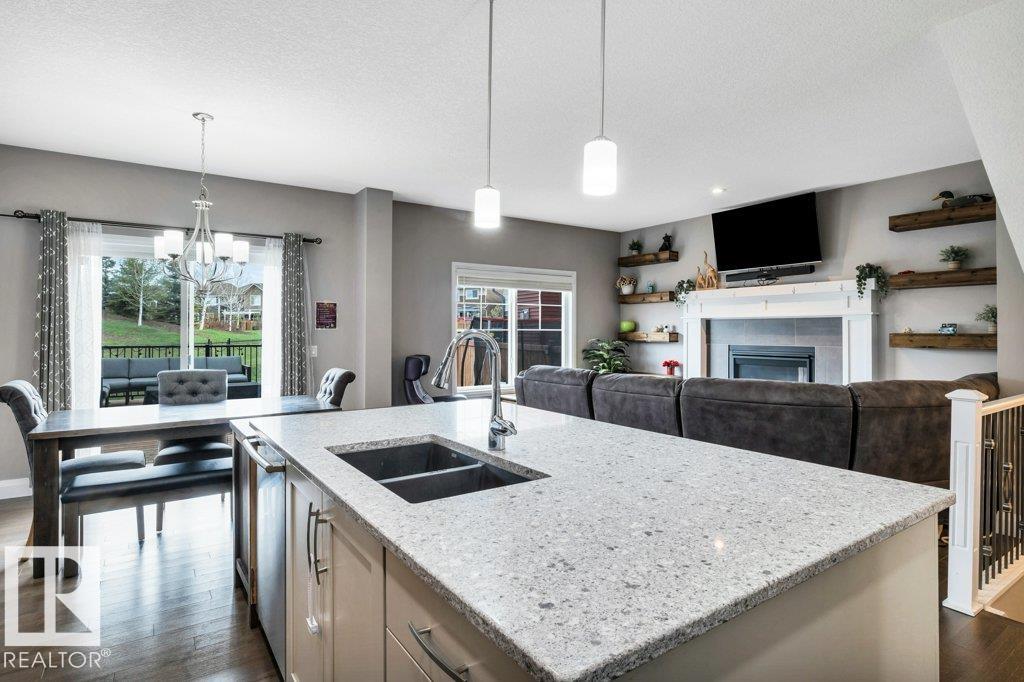https://zimg.paragon.ice.com/ParagonImages/Property/PM/RAE/225400994/11/0/0/fa64d9b8635578f44cfca0528f237ebf/1/256cd56ff7feceec7131ee6099f6d536/225400994-1c29eebe-79ef-481c-a684-60d923dcd0a1.JPG