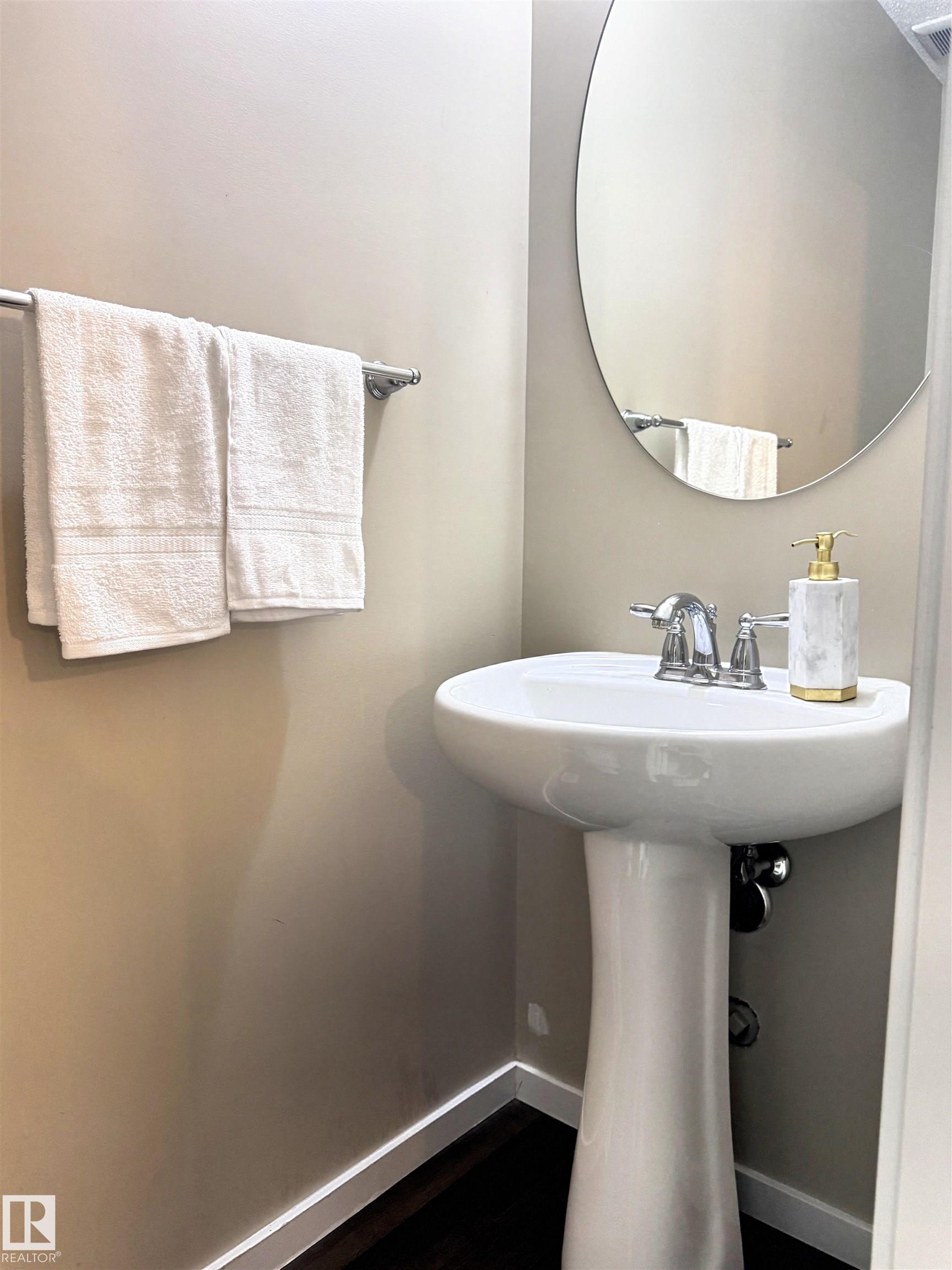 Photo 9 at 225 51a Street SW, Charlesworth, Edmonton