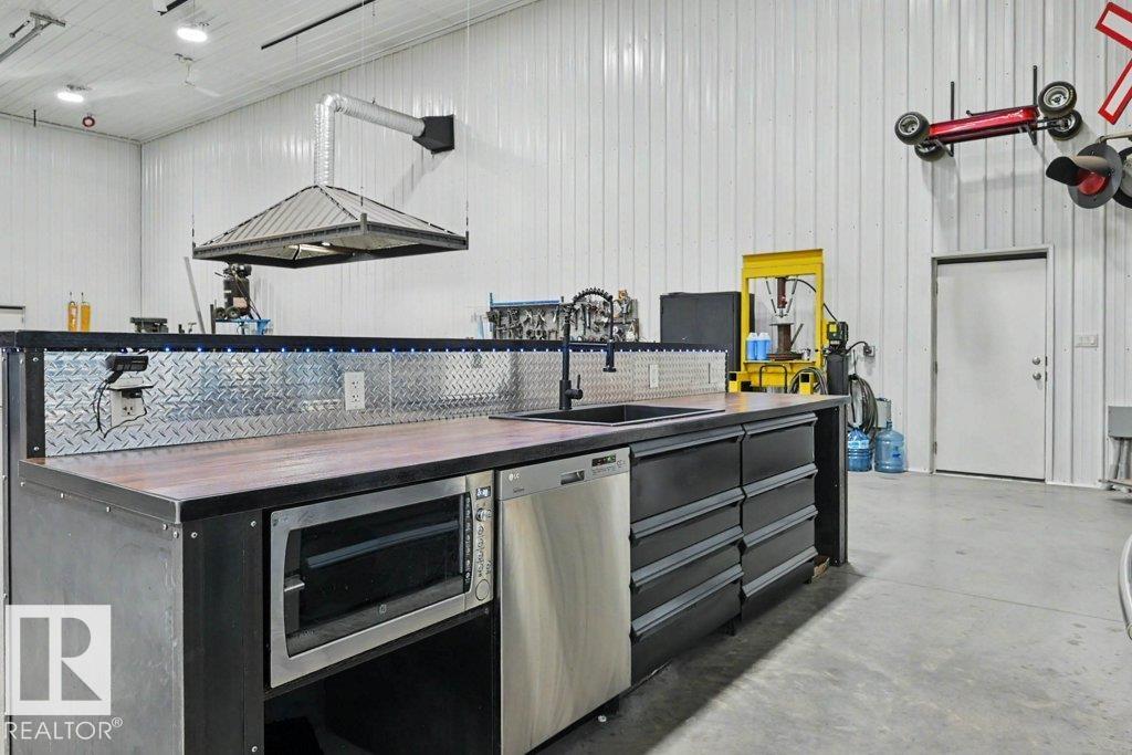 Photo 34 at 49543 Rge Rd 225, None, Rural Leduc County
