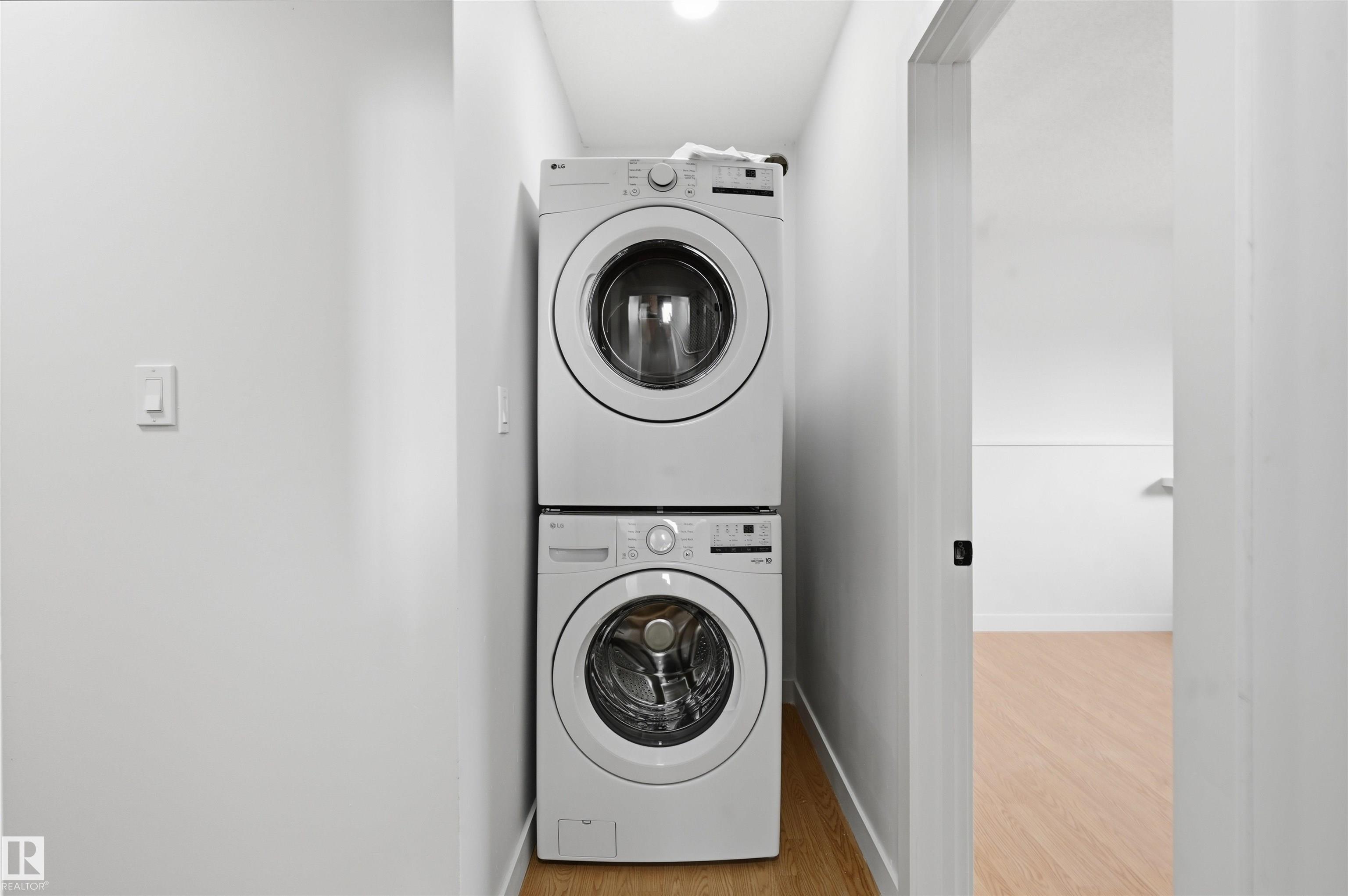 https://zimg.paragon.ice.com/ParagonImages/Property/PM/RAE/225401008/15/0/0/9106271e69f7cb04e06a37a5a763619a/1/0bd1ead4c2ccd9812e5fd89509dc5446/225401008-1030ebc4-6f7f-4e50-91b2-2df6e8d6c9cb.JPG