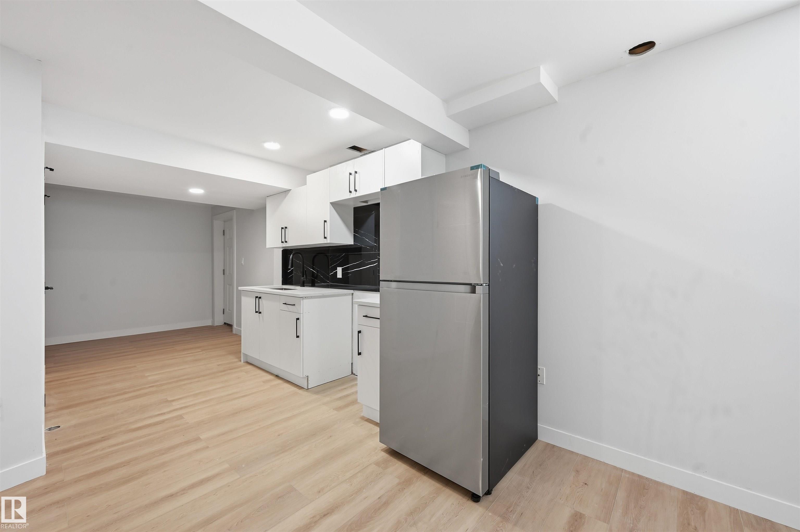 https://zimg.paragon.ice.com/ParagonImages/Property/PM/RAE/225401008/22/0/0/25ae66cd3c70691b9fec7f7c1995a31a/1/0bd1ead4c2ccd9812e5fd89509dc5446/225401008-b584a11f-5a96-49fe-8248-b452c0a6fa03.JPG
