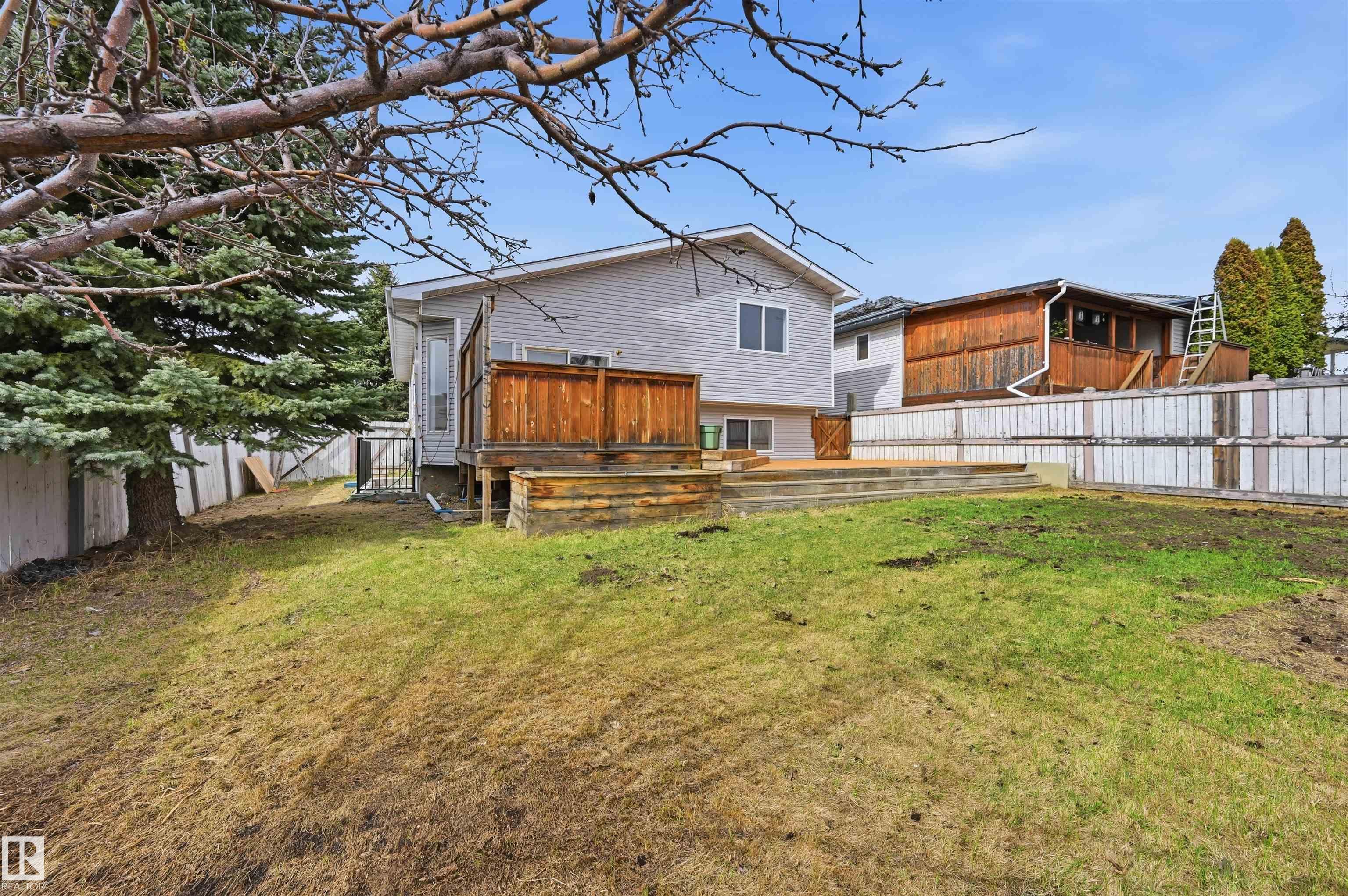https://zimg.paragon.ice.com/ParagonImages/Property/PM/RAE/225401008/26/0/0/97889f829cf562f02d18f635fc2eb9f6/1/0bd1ead4c2ccd9812e5fd89509dc5446/225401008-ab7a60f2-3255-4d32-b12f-a2cb300fc140.JPG