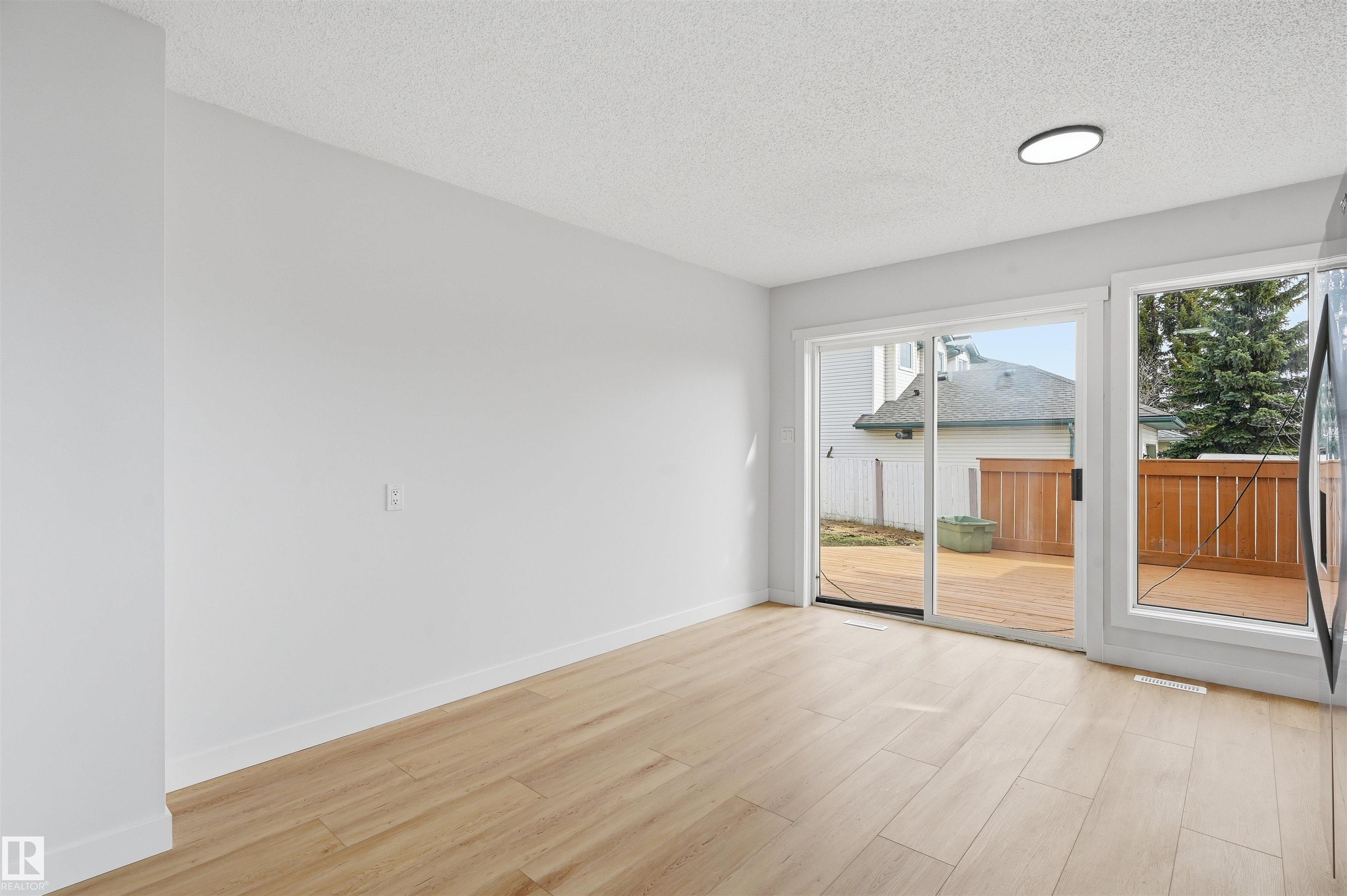 https://zimg.paragon.ice.com/ParagonImages/Property/PM/RAE/225401008/7/0/0/efdc8bca8dbe067da8d55beaac02dde5/1/0bd1ead4c2ccd9812e5fd89509dc5446/225401008-1b4e34c1-4e9f-416e-a01f-ca0c5779c324.JPG