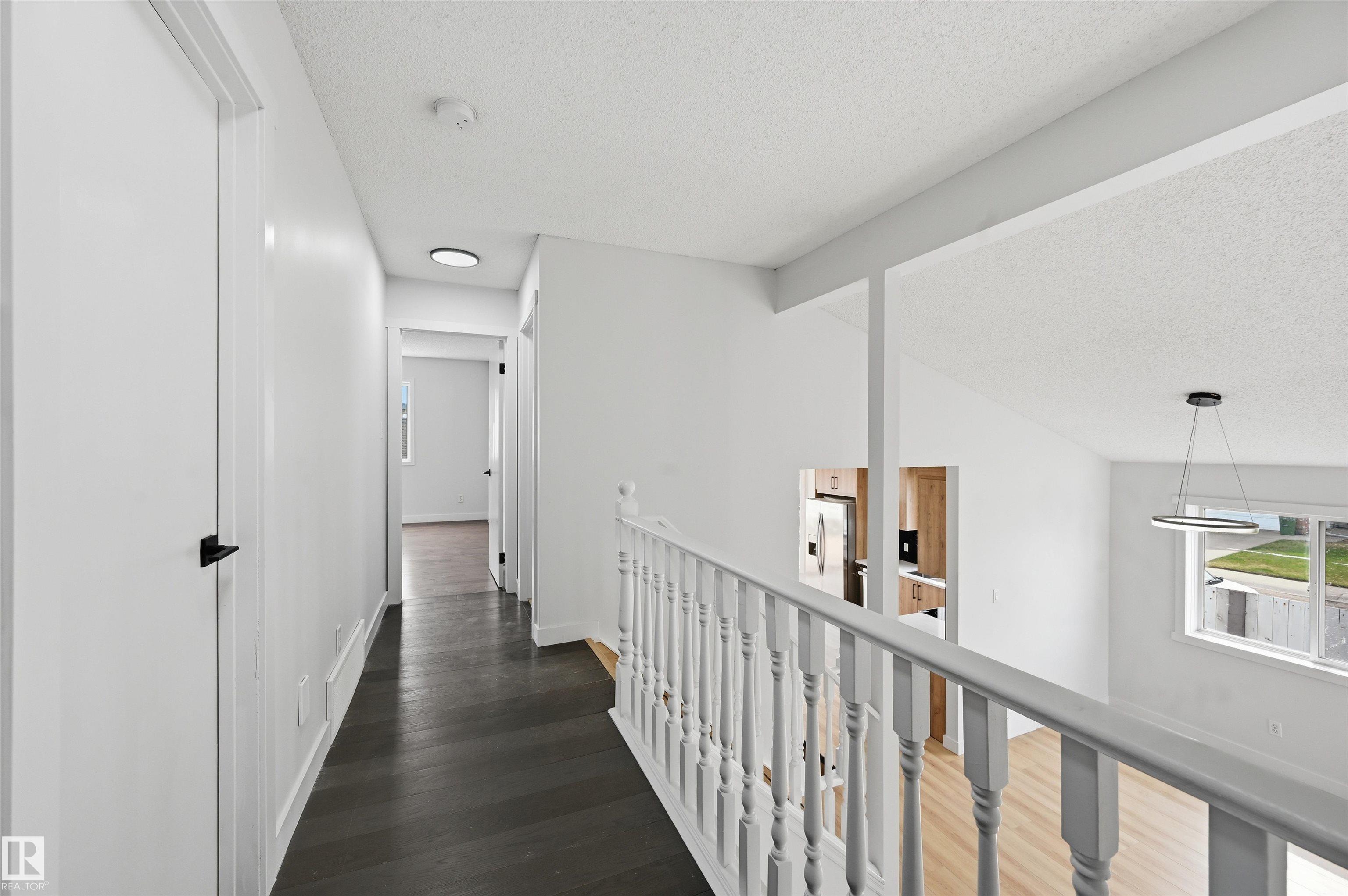 https://zimg.paragon.ice.com/ParagonImages/Property/PM/RAE/225401008/8/0/0/f009a125eab1c14e0970118b28138bbd/1/0bd1ead4c2ccd9812e5fd89509dc5446/225401008-4dbeaf43-2cd0-42b8-89f6-60d681b82690.JPG