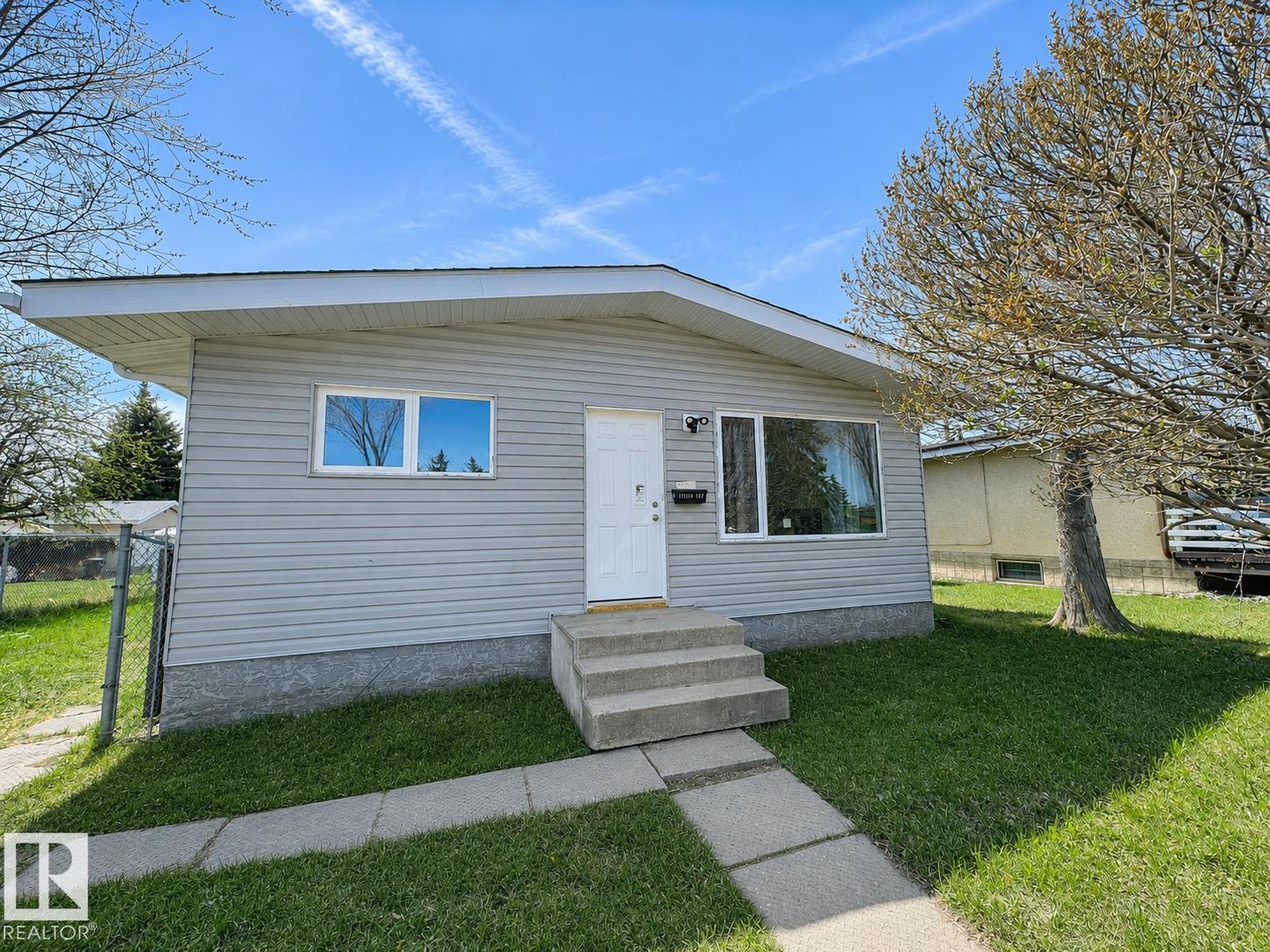 11519 137 Avenue NW, Kensington, Edmonton
