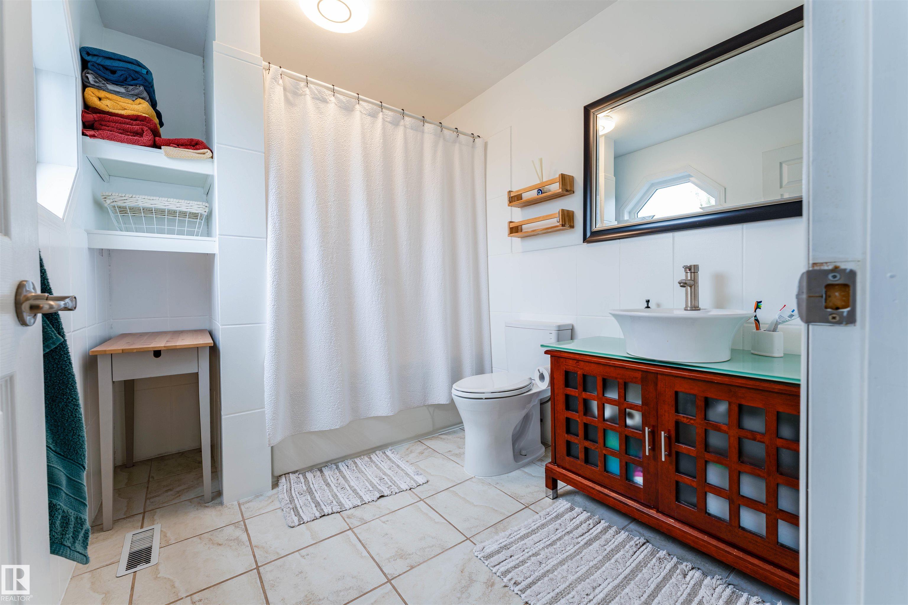 Photo 20 at 9005 107 Avenue, Morinville