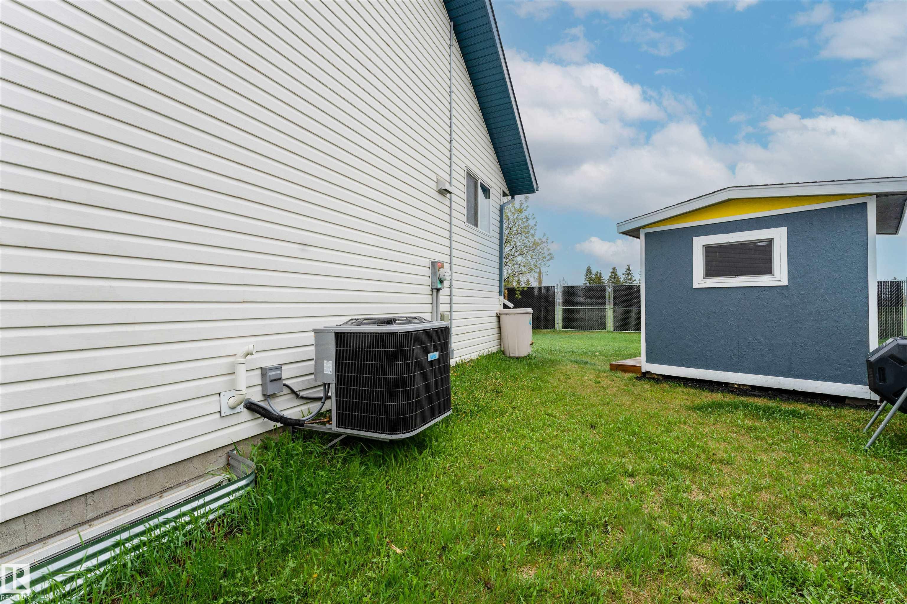 Photo 53 at 9005 107 Avenue, Morinville