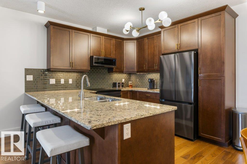 https://zimg.paragon.ice.com/ParagonImages/Property/PM/RAE/225401016/6/0/0/0709c6f450fed170c744973d1b3c1dc9/1/080695b113801df15968fd531125da1d/225401016-bd9f5b12-7bdb-440d-ad75-bdbbafa335ca.JPG
