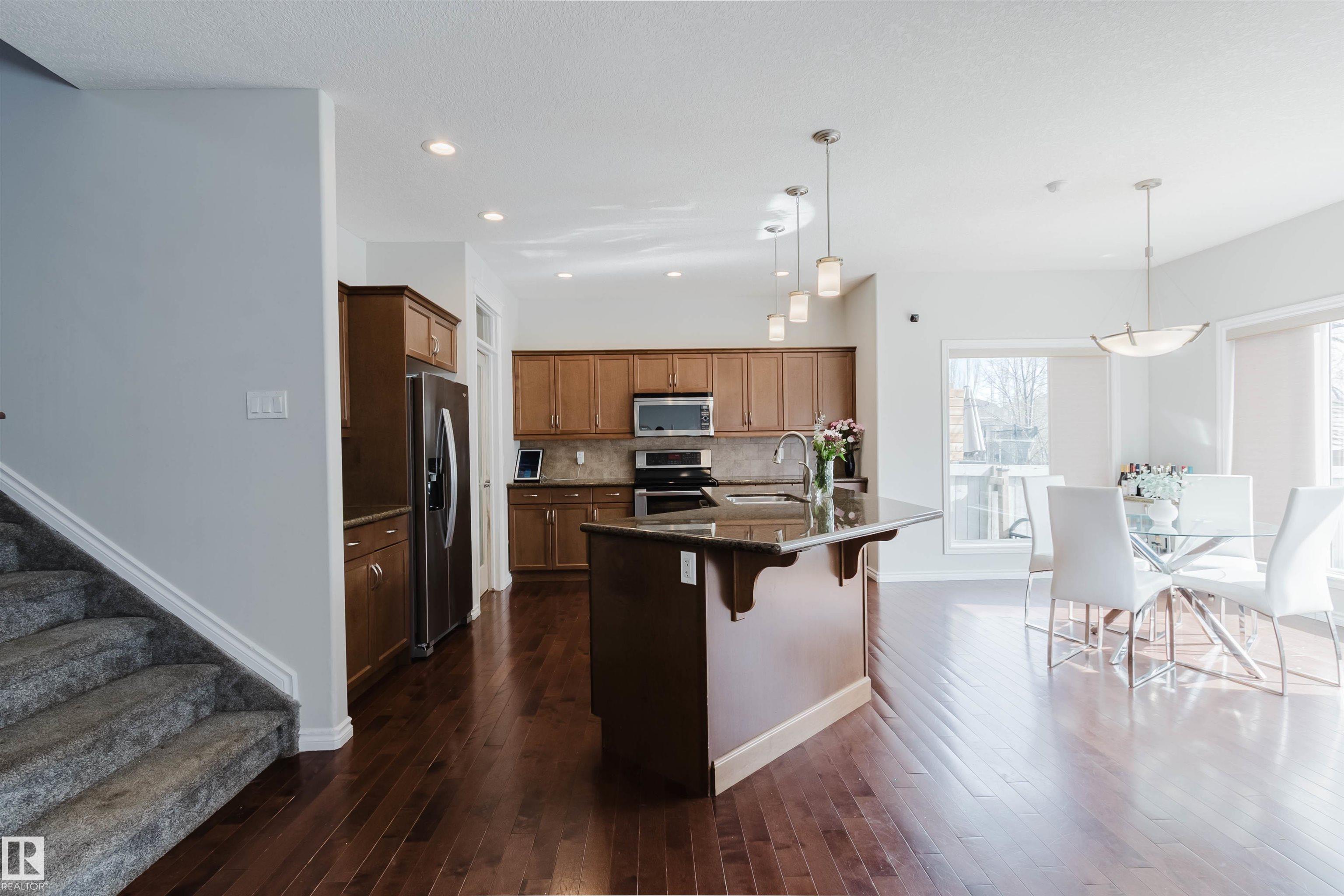 5623 206 Street NW, The Hamptons, Edmonton