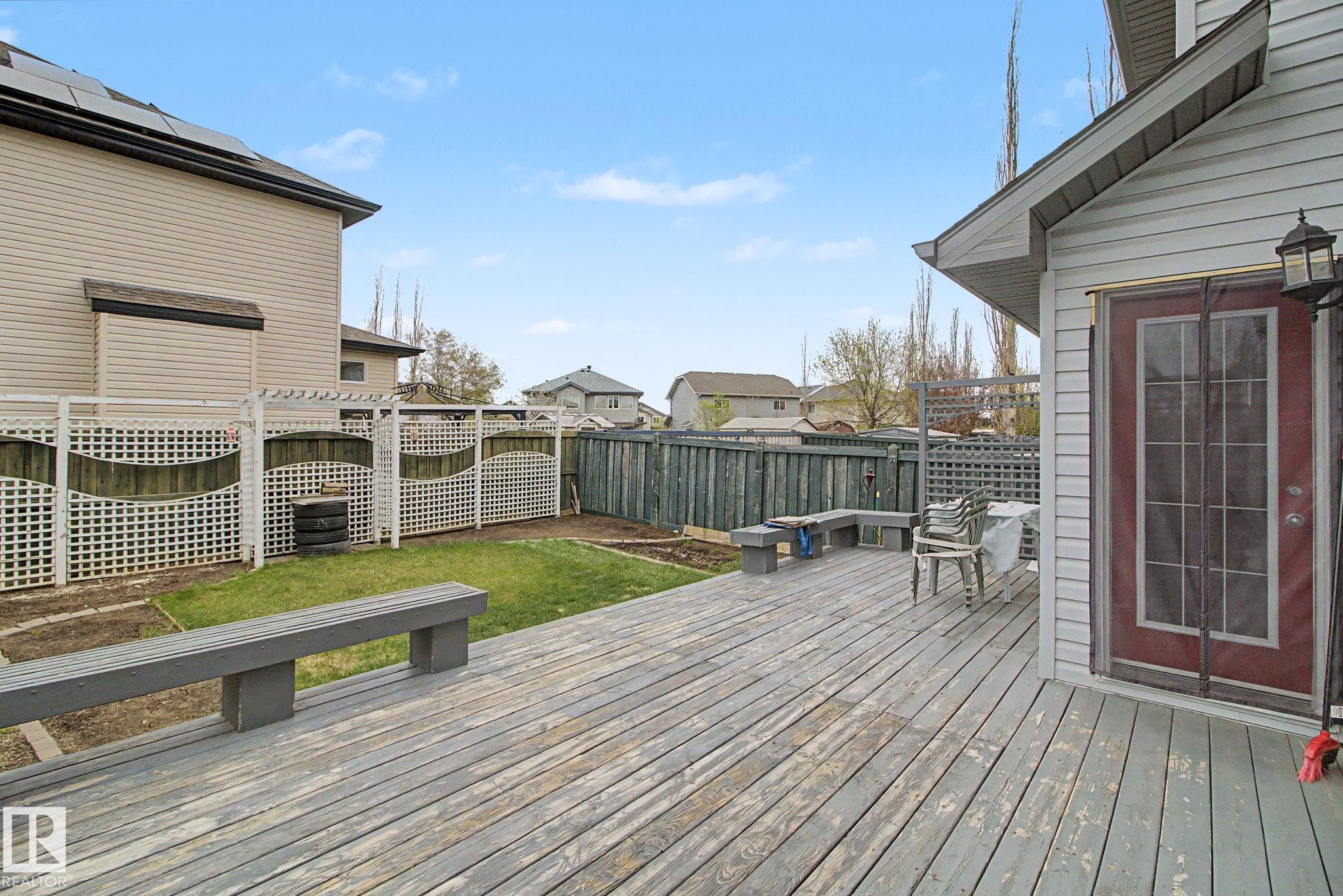 https://zimg.paragon.ice.com/ParagonImages/Property/PM/RAE/225401022/49/0/0/bcd2f1a72e6dfd48df5083e918286148/1/75226c83f5d60852d803b14af76dc87d/225401022-64625734-82a2-47b9-accd-8aee99d1a279.JPG