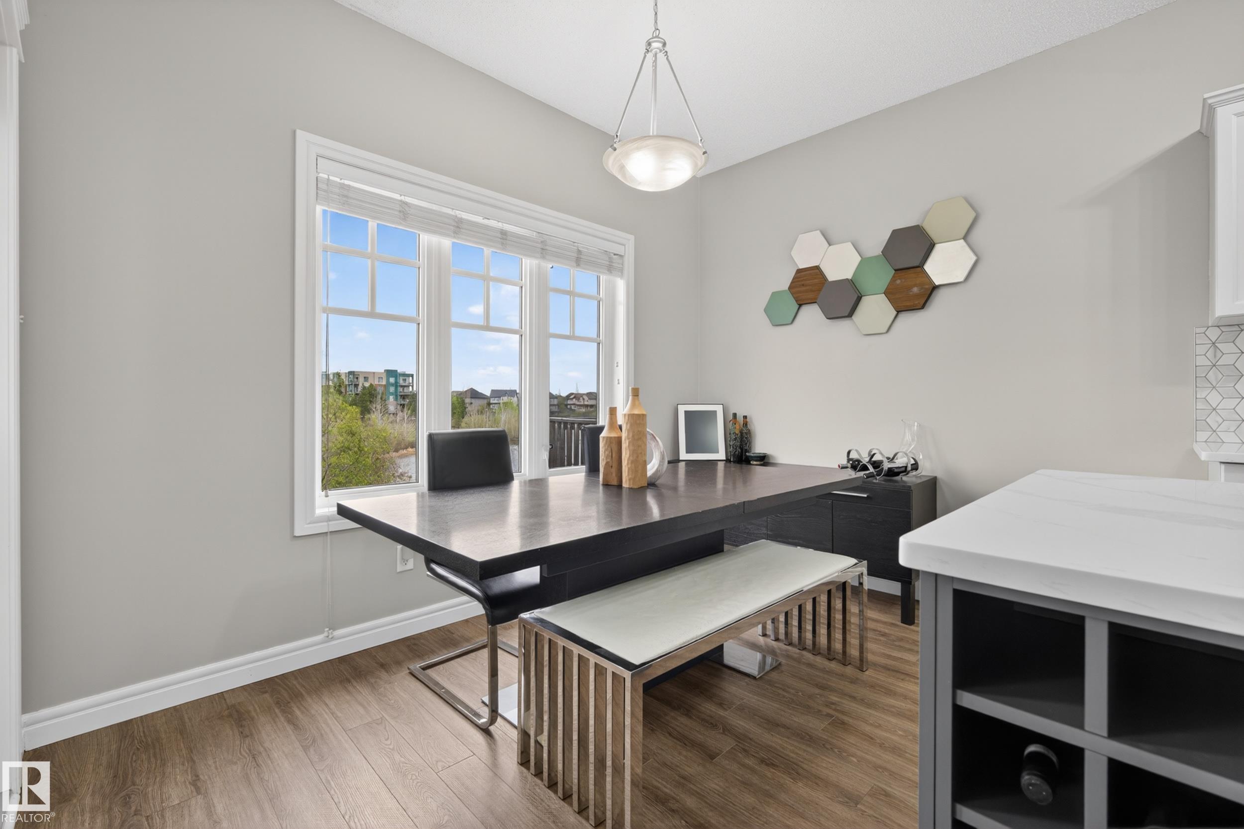 https://zimg.paragon.ice.com/ParagonImages/Property/PM/RAE/225401026/11/0/0/5a13cf870969872cbf301a8136a173ff/1/ca012cd4f4ce0c5442cfb822ac8a0f5d/225401026-c21141d4-6aa3-48cb-b868-ae8d3e281097.JPG
