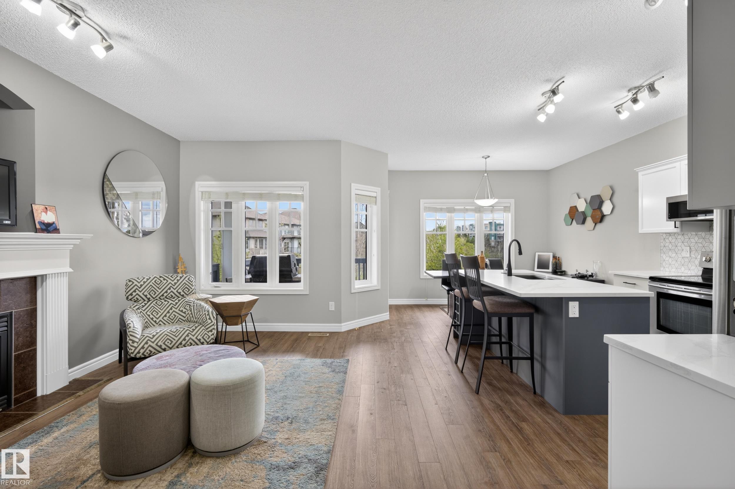 Picture for 2146 AUSTIN LINK LI SW
