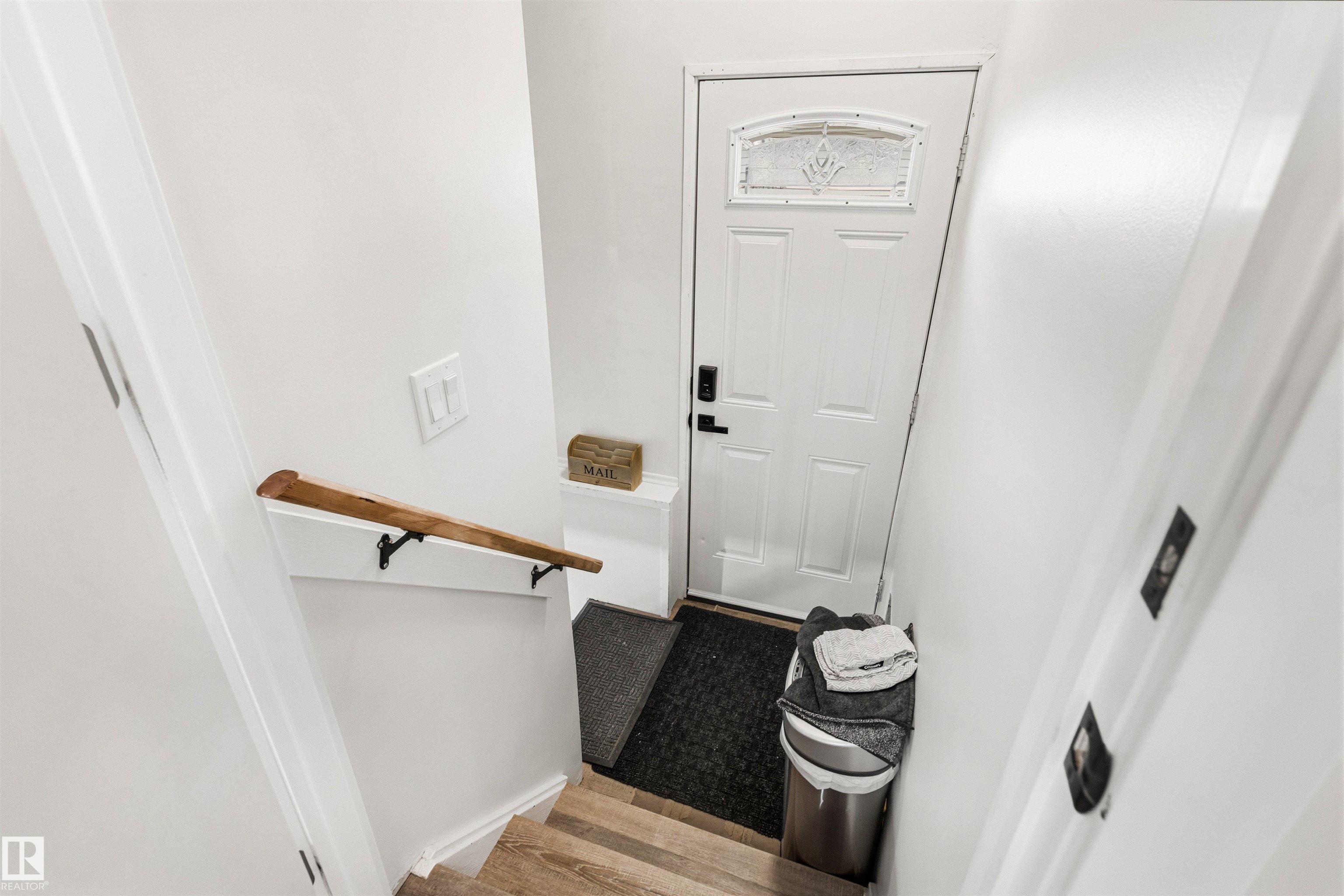 https://zimg.paragon.ice.com/ParagonImages/Property/PM/RAE/225401031/36/0/0/108ae80f9760d67a0ee41efa40ff42d9/1/aceeef566d844239d4f4d58059fa7d04/225401031-aa34c2ba-d27e-4625-8dc9-8b9c3be3b3bf.JPG