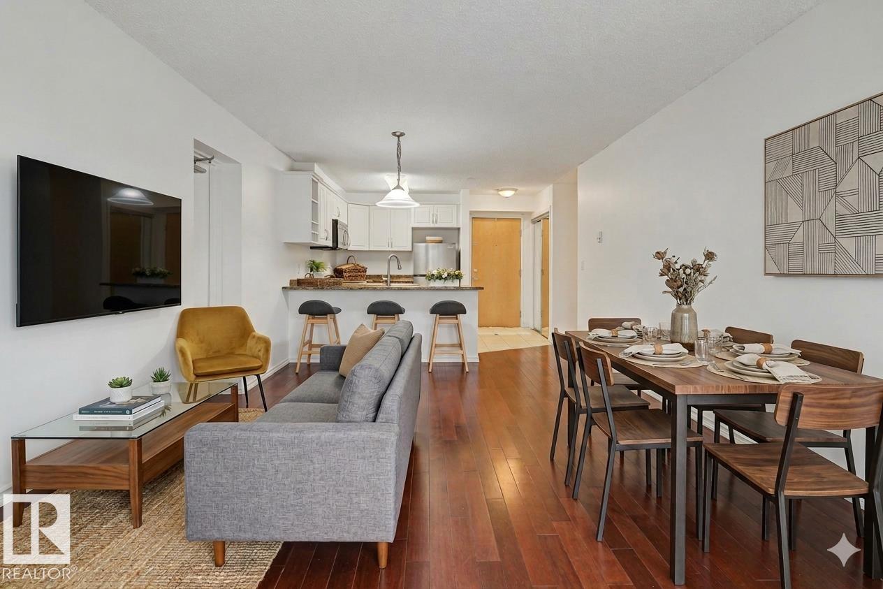 https://zimg.paragon.ice.com/ParagonImages/Property/PM/RAE/225401035/1/0/0/abafd2b11db882cd6b6aada783ab864b/1/2f1ccf922fb181eb4c7384518d650028/225401035-b77d0af0-4f36-43ba-88db-8397f3807ab0.JPG