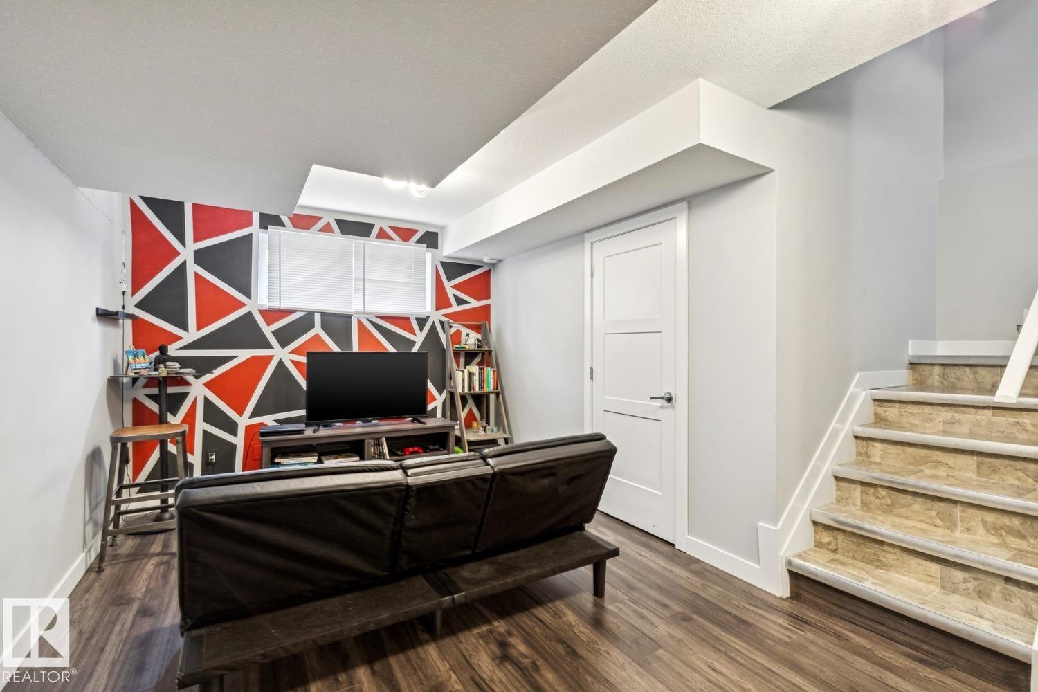Photo 27 at 6717 127 Avenue NW, Balwin, Edmonton