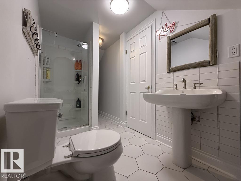 Photo 48 at 13 Grandview Crescent, Grandview Heights, Rural Sturgeon County
