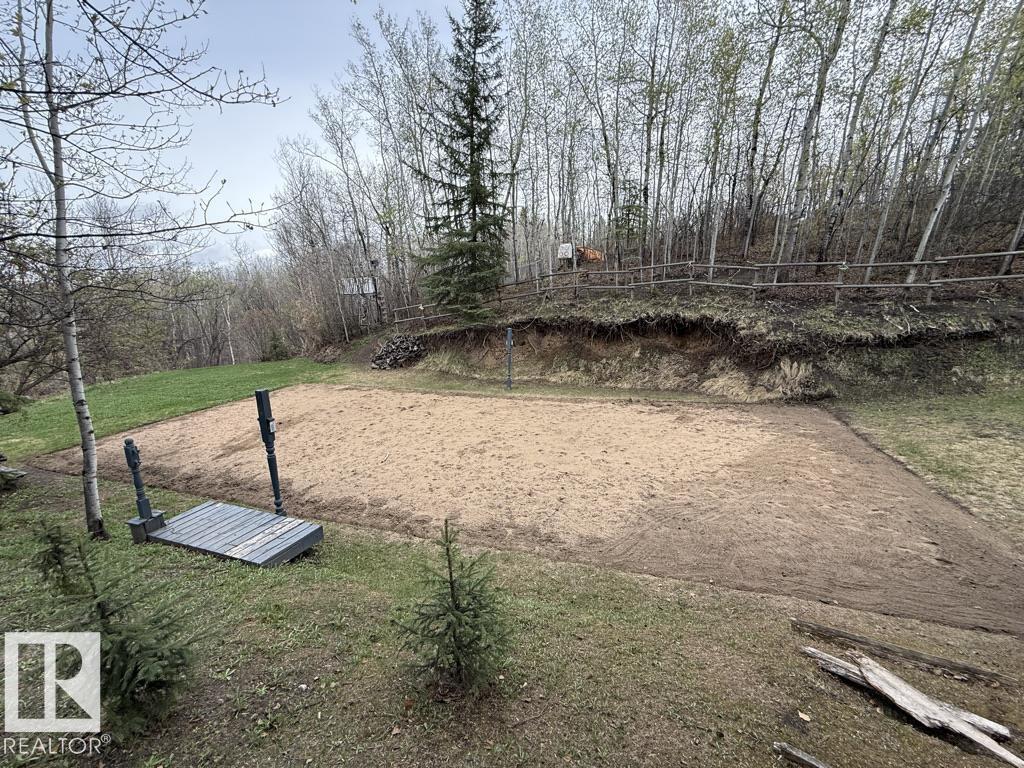 Photo 64 at 13 Grandview Crescent, Grandview Heights, Rural Sturgeon County