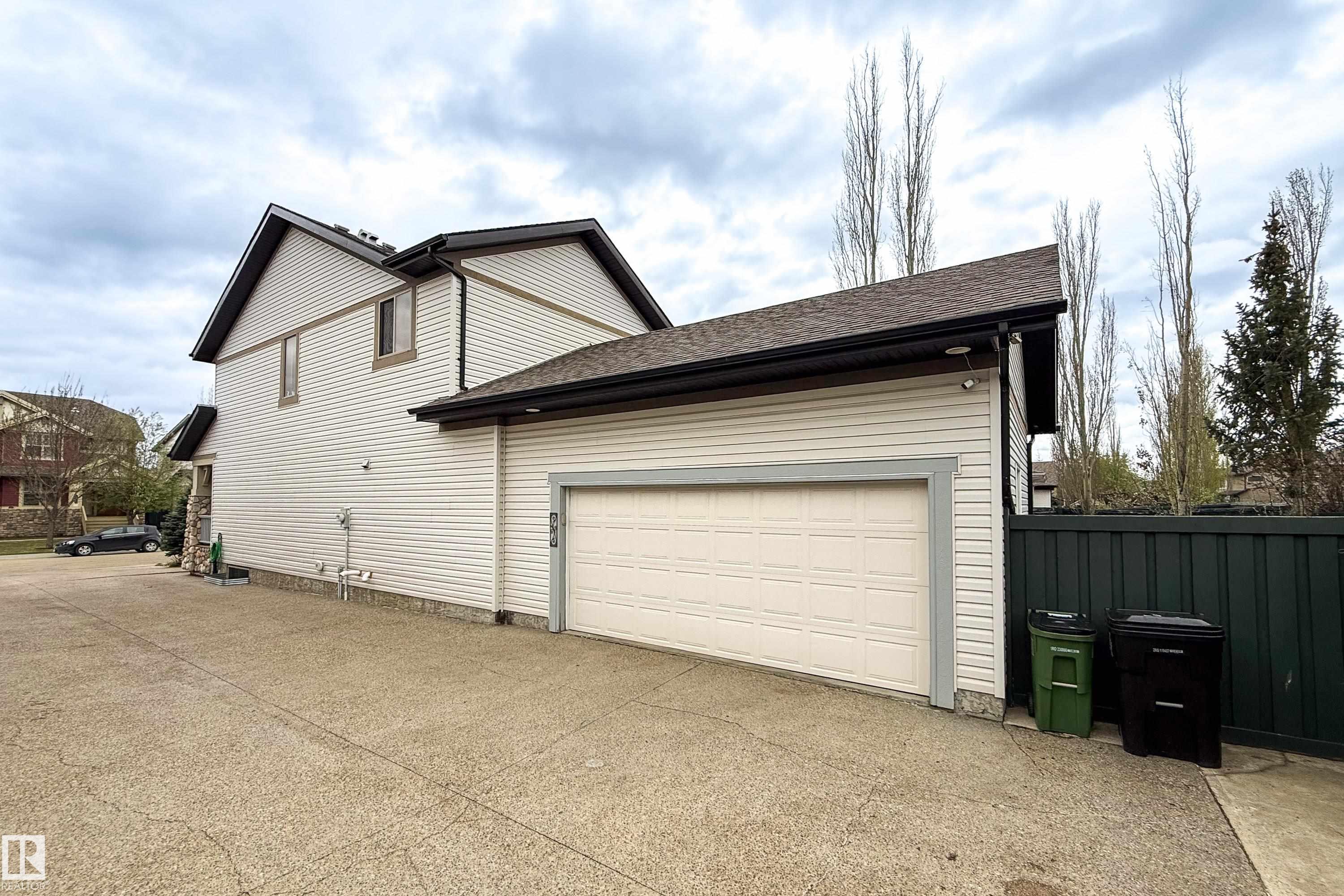 Picture for 2016 125 ST SW