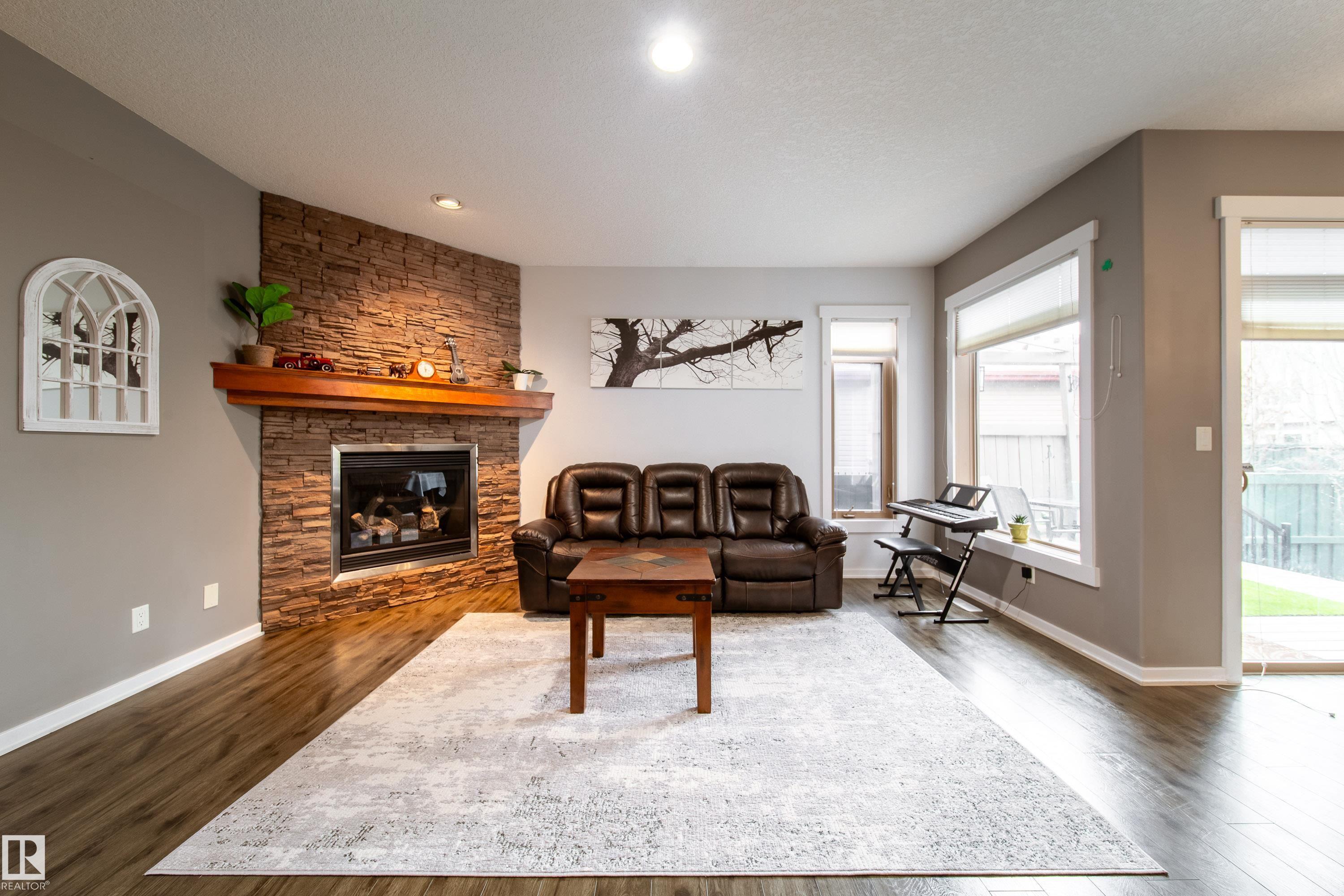 https://zimg.paragon.ice.com/ParagonImages/Property/PM/RAE/225401045/8/0/0/0db255a3689bddbaba1355eb2548cba9/1/f50a145863245c4452c318d59860d137/225401045-7cde3892-4cf4-4de0-9d97-42fee1d023c4.JPG