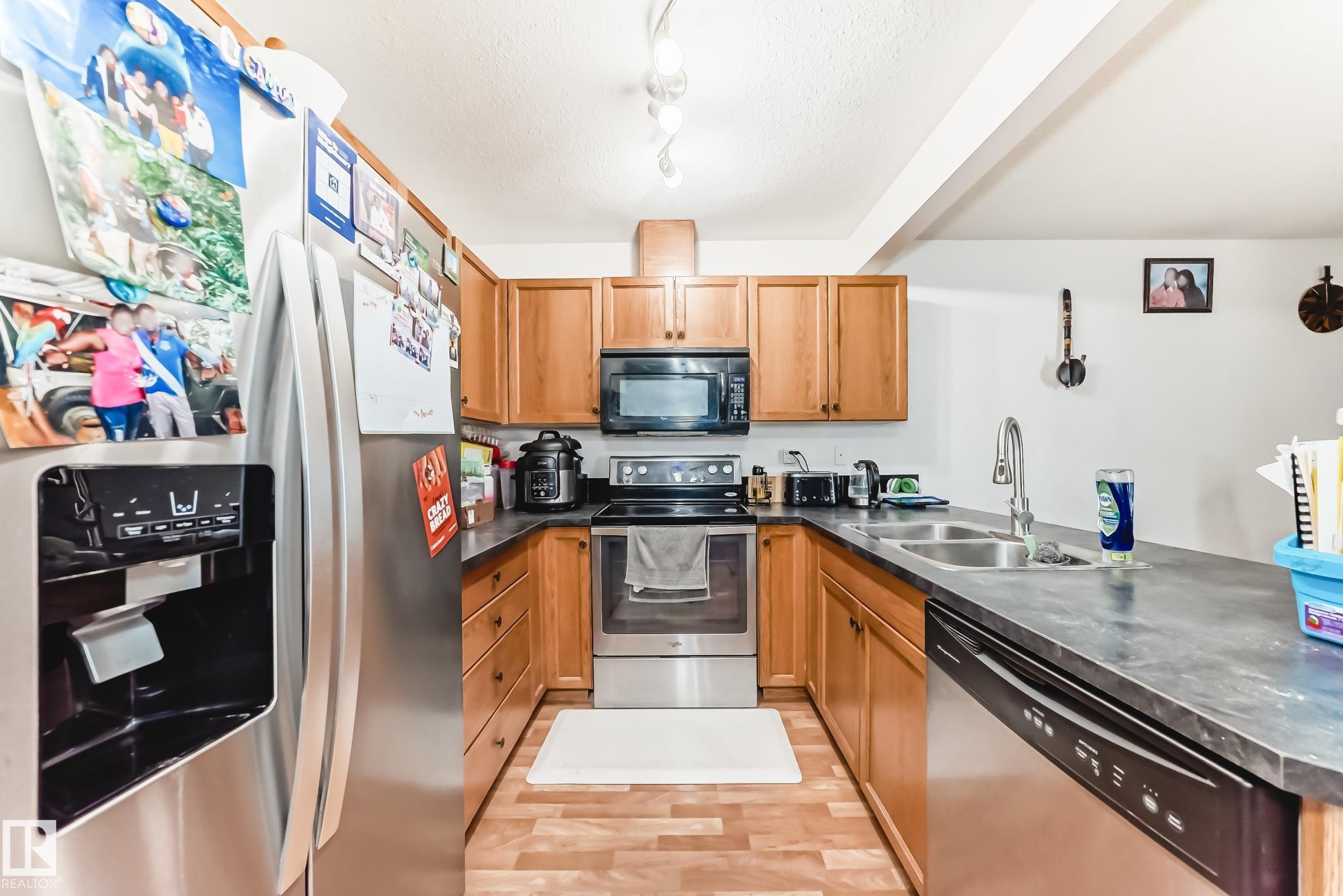 Photo 13 at 38 - 150 Edwards Street SW, Ellerslie, Edmonton