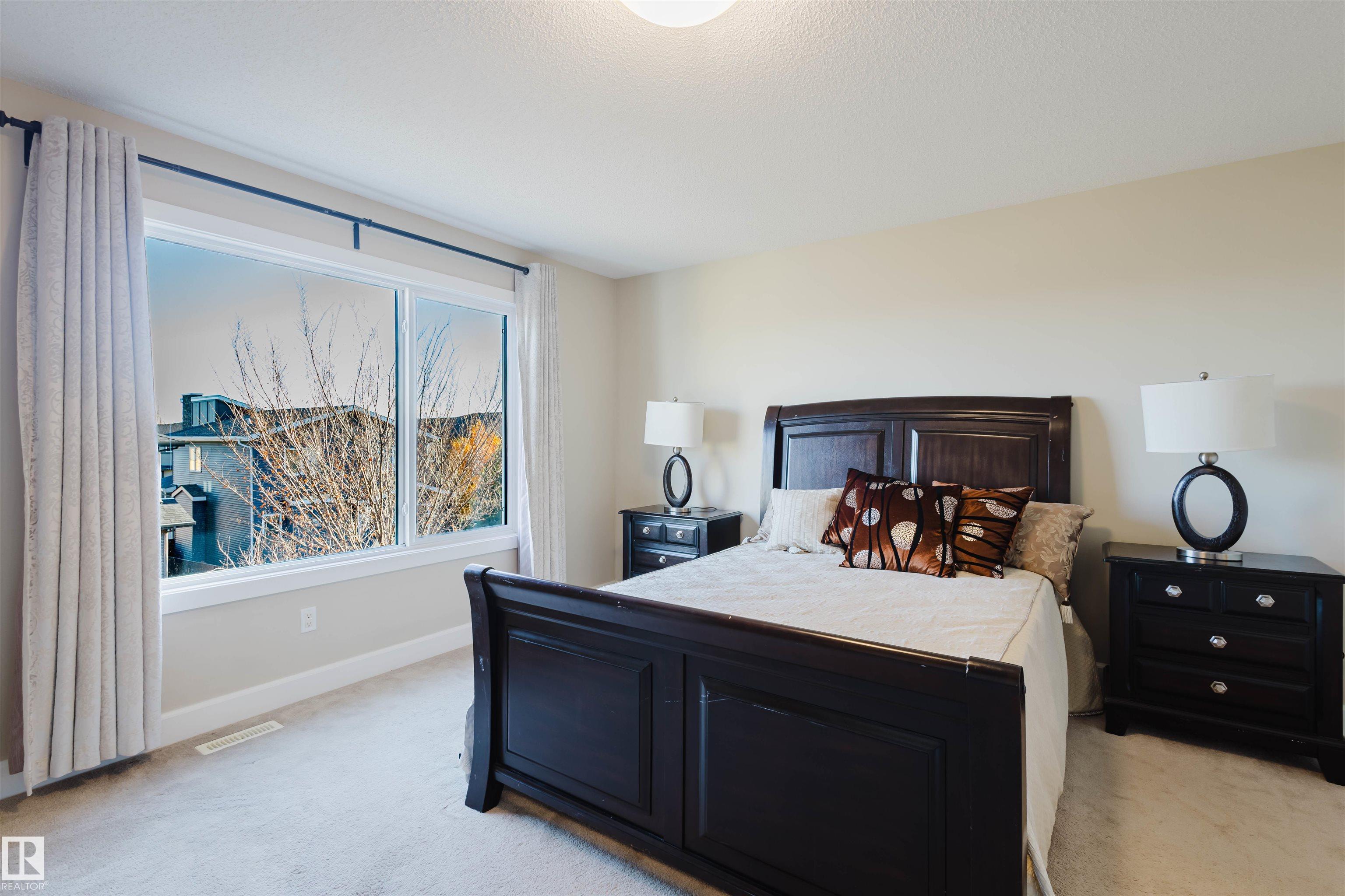 https://zimg.paragon.ice.com/ParagonImages/Property/PM/RAE/225401047/27/0/0/2f55286c498b738590093b3f5ab7c335/1/ecfd9f99db41f7202dd9084dbb779e2b/225401047-109E9C4D-378D-43C4-993E-96F5D407E0F1.JPG