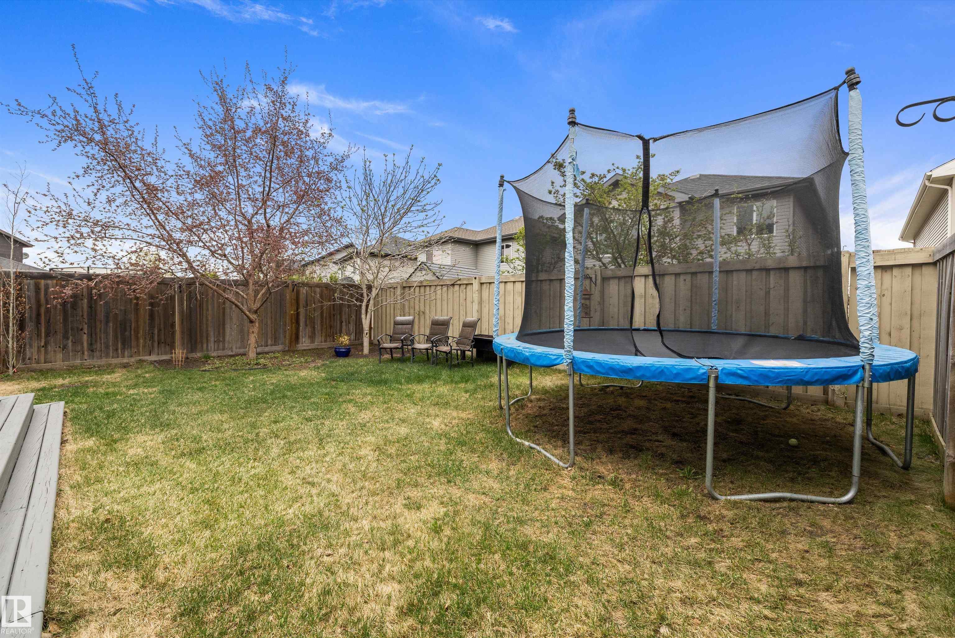 https://zimg.paragon.ice.com/ParagonImages/Property/PM/RAE/225401049/46/0/0/f0341fe1b09fad3566a829a4fe72f96c/1/aca825f249fc260f9ddd25c305dadf0e/225401049-b4e42718-9847-4b3c-9b4c-f82fdd77bf66.JPG