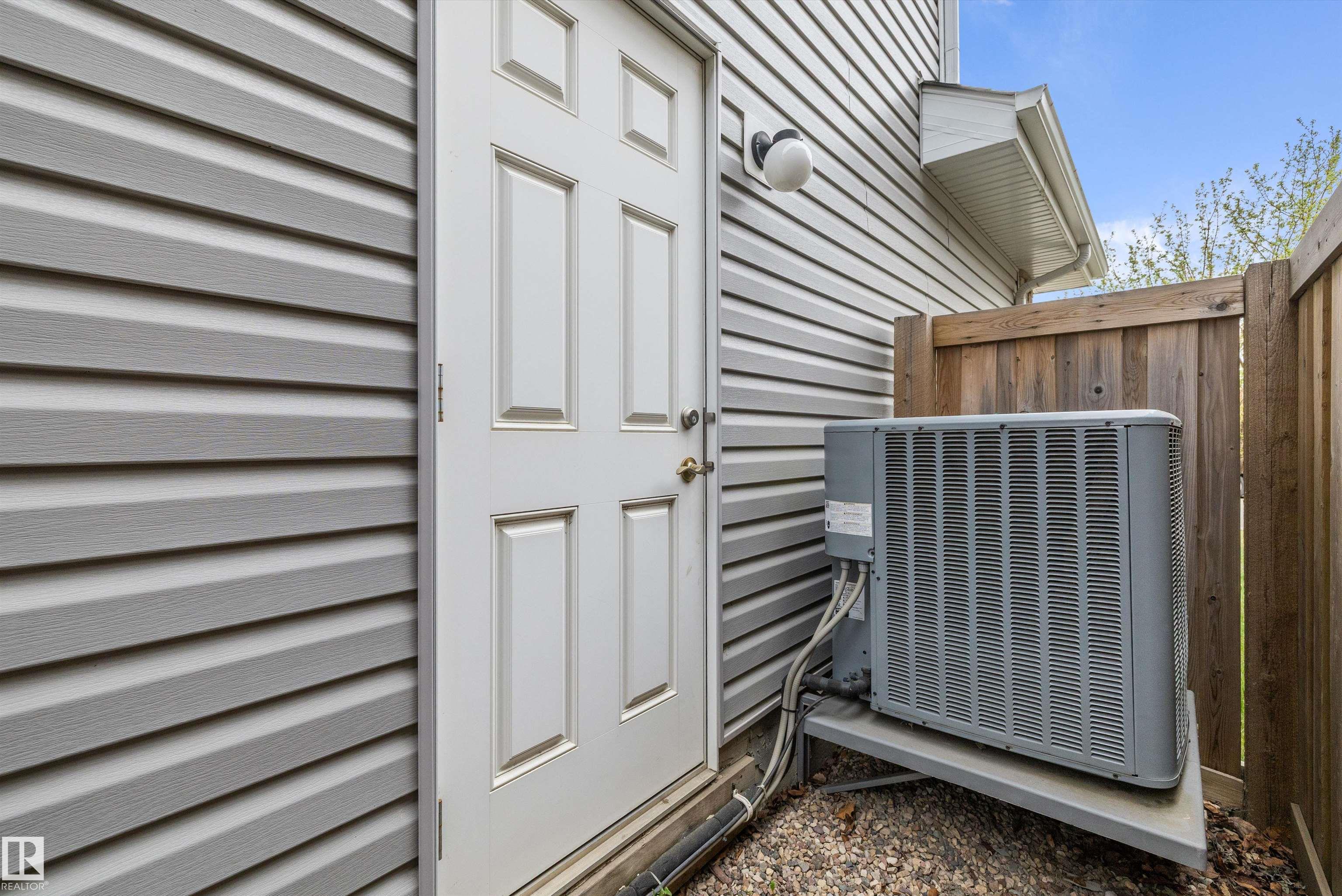 https://zimg.paragon.ice.com/ParagonImages/Property/PM/RAE/225401049/54/0/0/13765bcfdf54ab72fd24400eb911bb8a/1/aca825f249fc260f9ddd25c305dadf0e/225401049-b63f62da-534b-4016-afb1-977fcf7e2e77.JPG