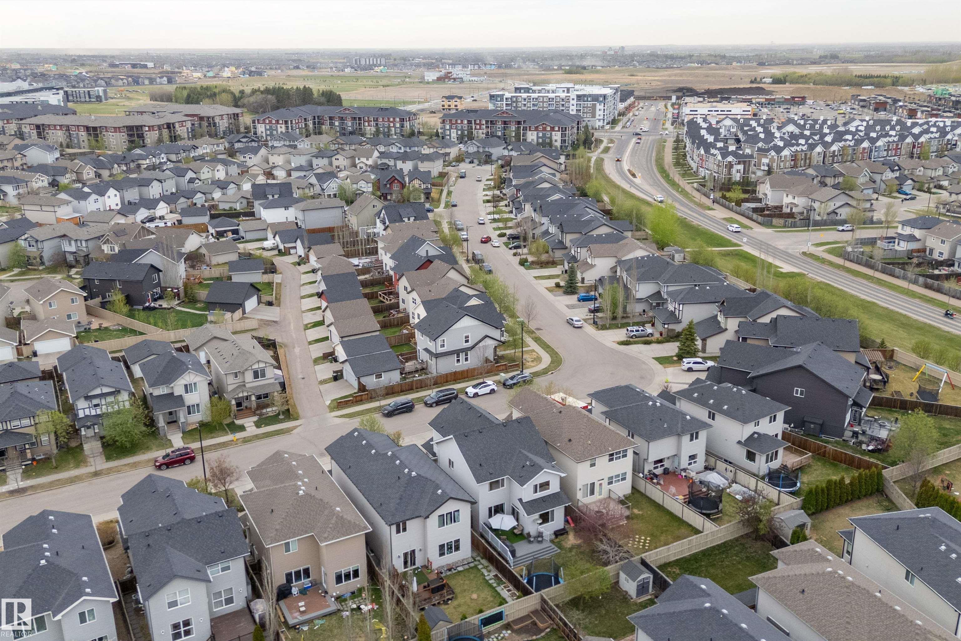 https://zimg.paragon.ice.com/ParagonImages/Property/PM/RAE/225401049/56/0/0/41539e633cb66d3985ebced9b63b2ba8/1/aca825f249fc260f9ddd25c305dadf0e/225401049-a983fce7-607a-4ba7-8990-a5ebd2067dee.JPG