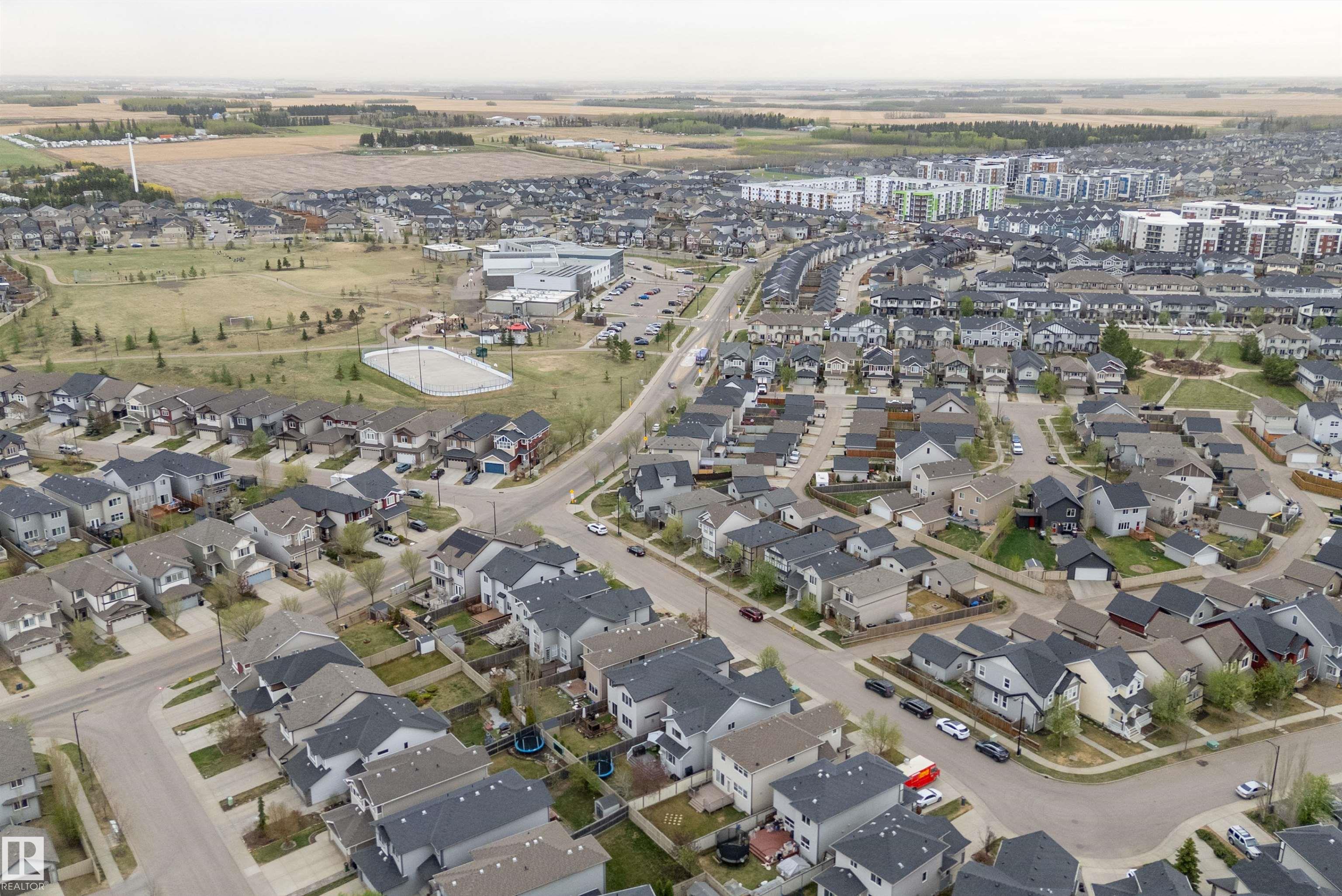https://zimg.paragon.ice.com/ParagonImages/Property/PM/RAE/225401049/59/0/0/19c1b5946fd4b2146b5ab8f523448be7/1/aca825f249fc260f9ddd25c305dadf0e/225401049-41f24eed-0e36-48c9-b6e5-63548bf9f9e9.JPG