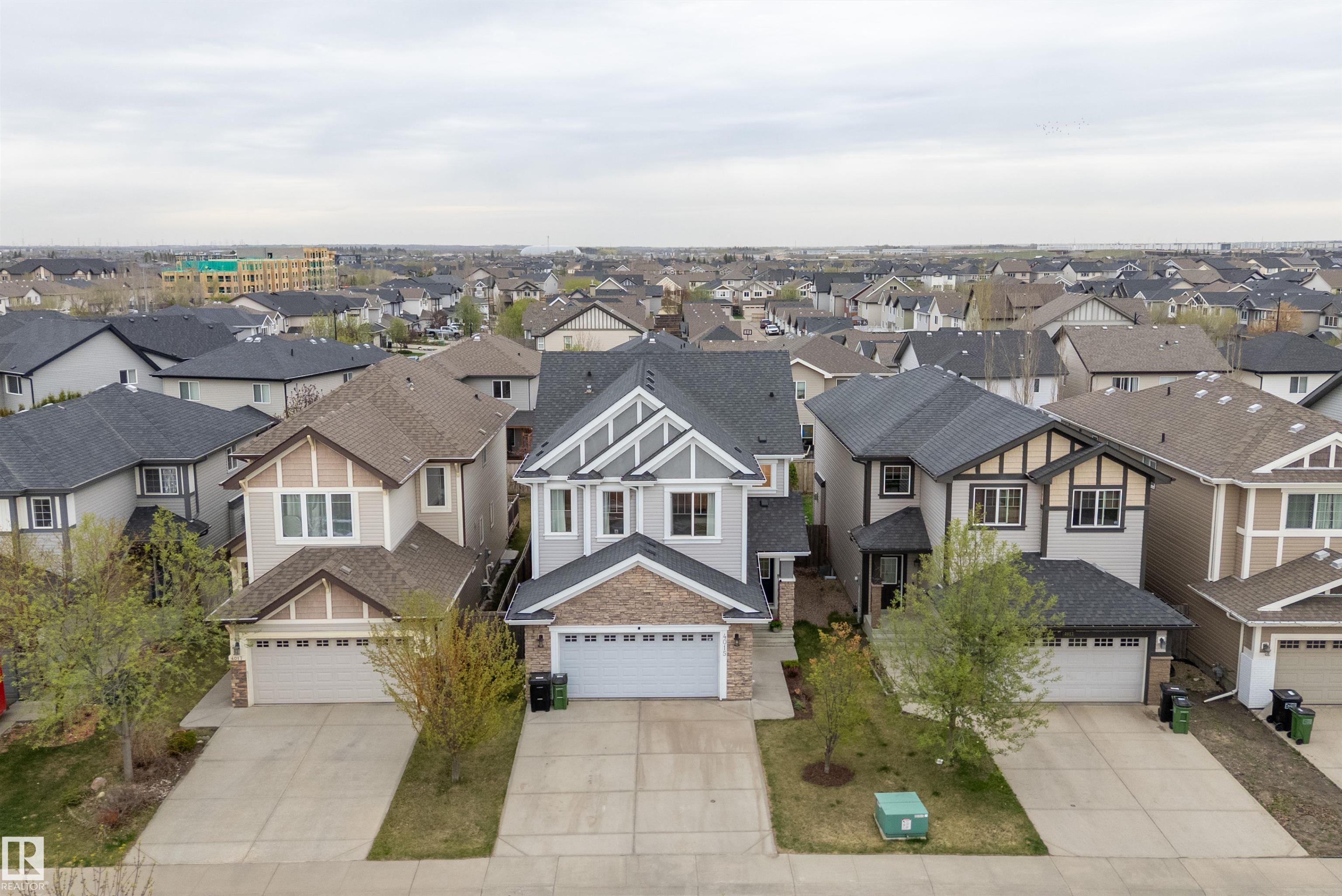 https://zimg.paragon.ice.com/ParagonImages/Property/PM/RAE/225401049/62/0/0/aff386ad20b7402ab0737e7645e6f2f9/1/aca825f249fc260f9ddd25c305dadf0e/225401049-94851476-dbb6-44b7-a54d-8d09eebae510.JPG