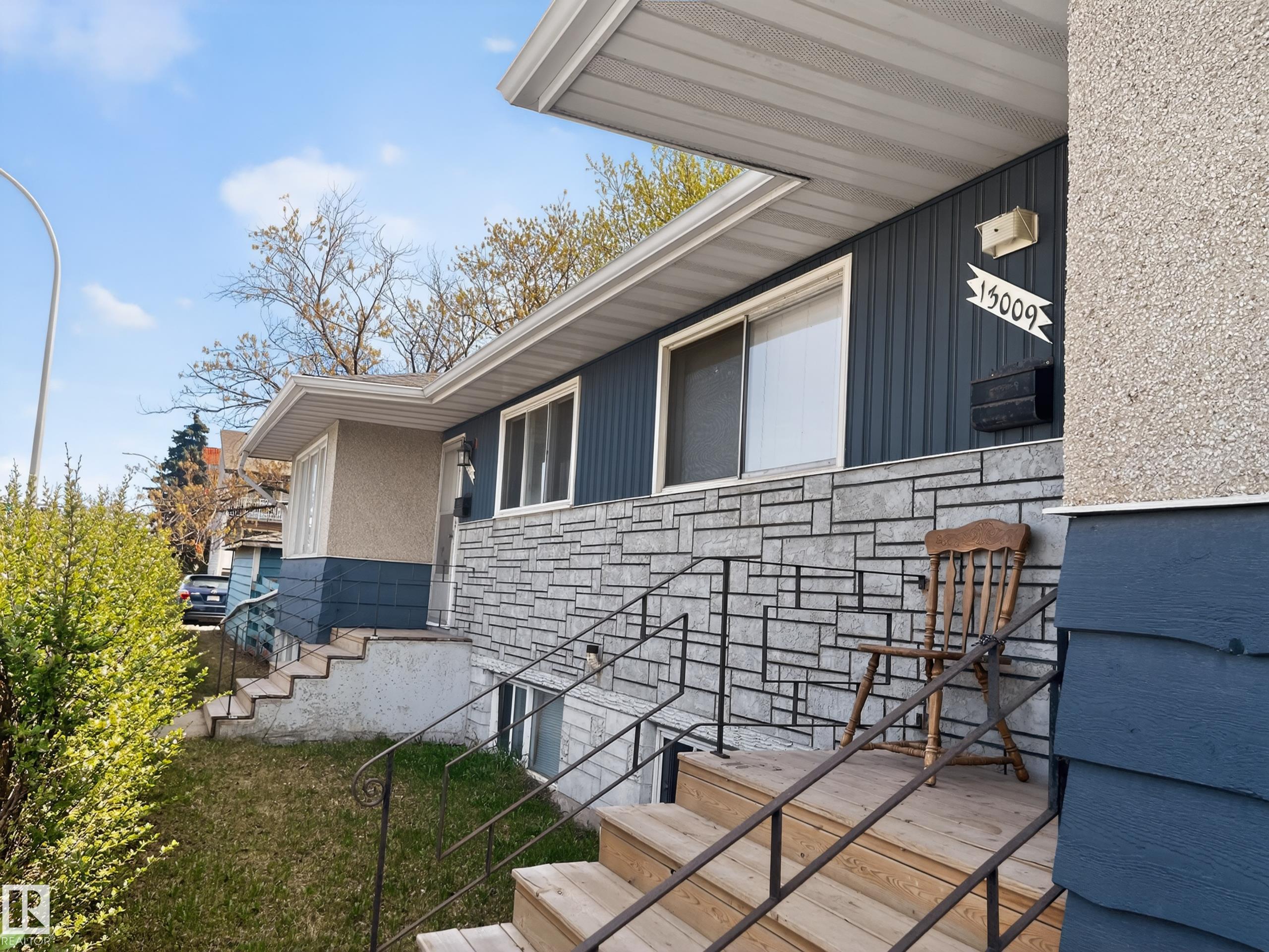 Picture for 13007 / 13009 111 AV NW