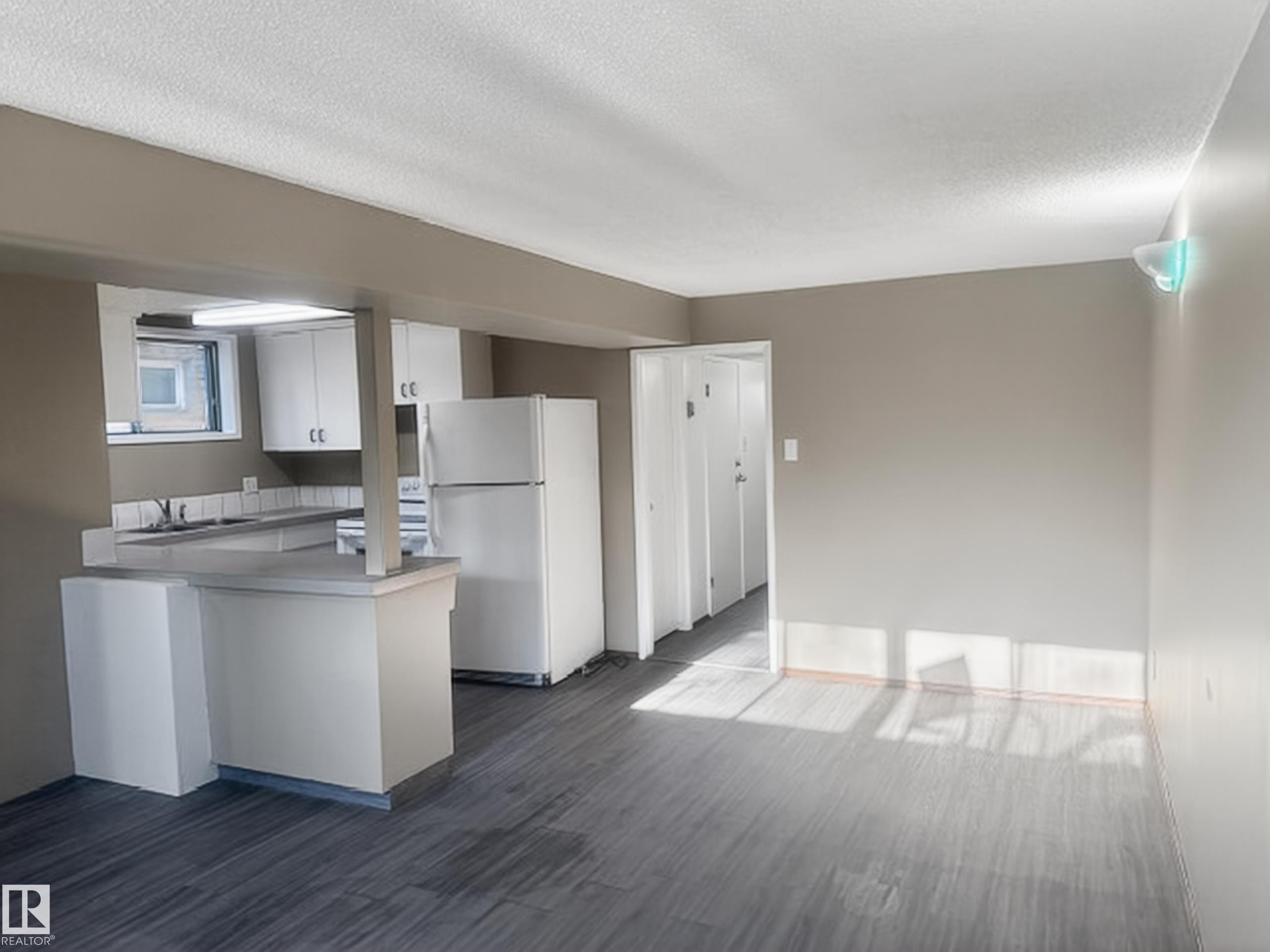 Photo 33 at 11043 / 11045 131 Street NW, Westmount, Edmonton