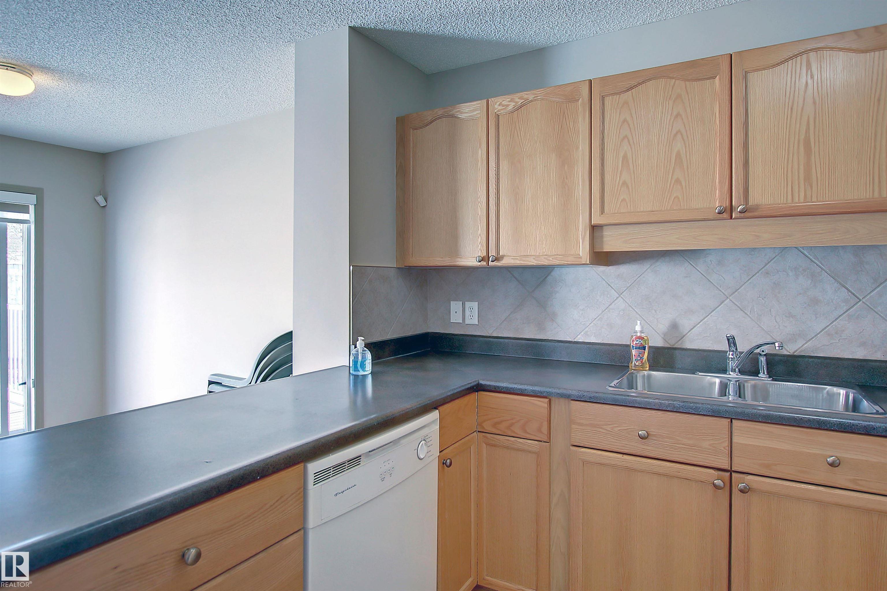 Photo 29 at 8129 7 Avenue SW, Ellerslie, Edmonton