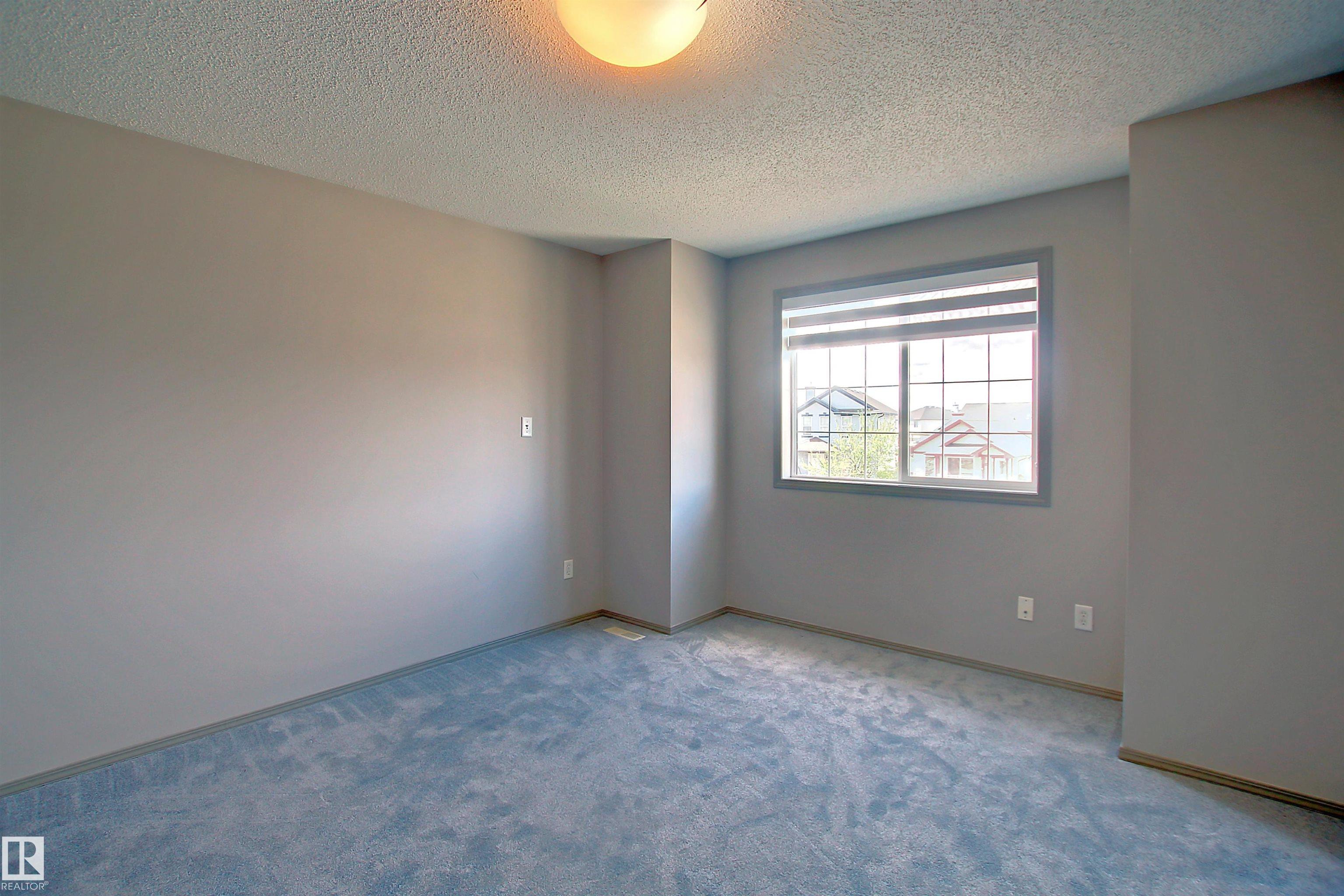 Photo 6 at 8129 7 Avenue SW, Ellerslie, Edmonton
